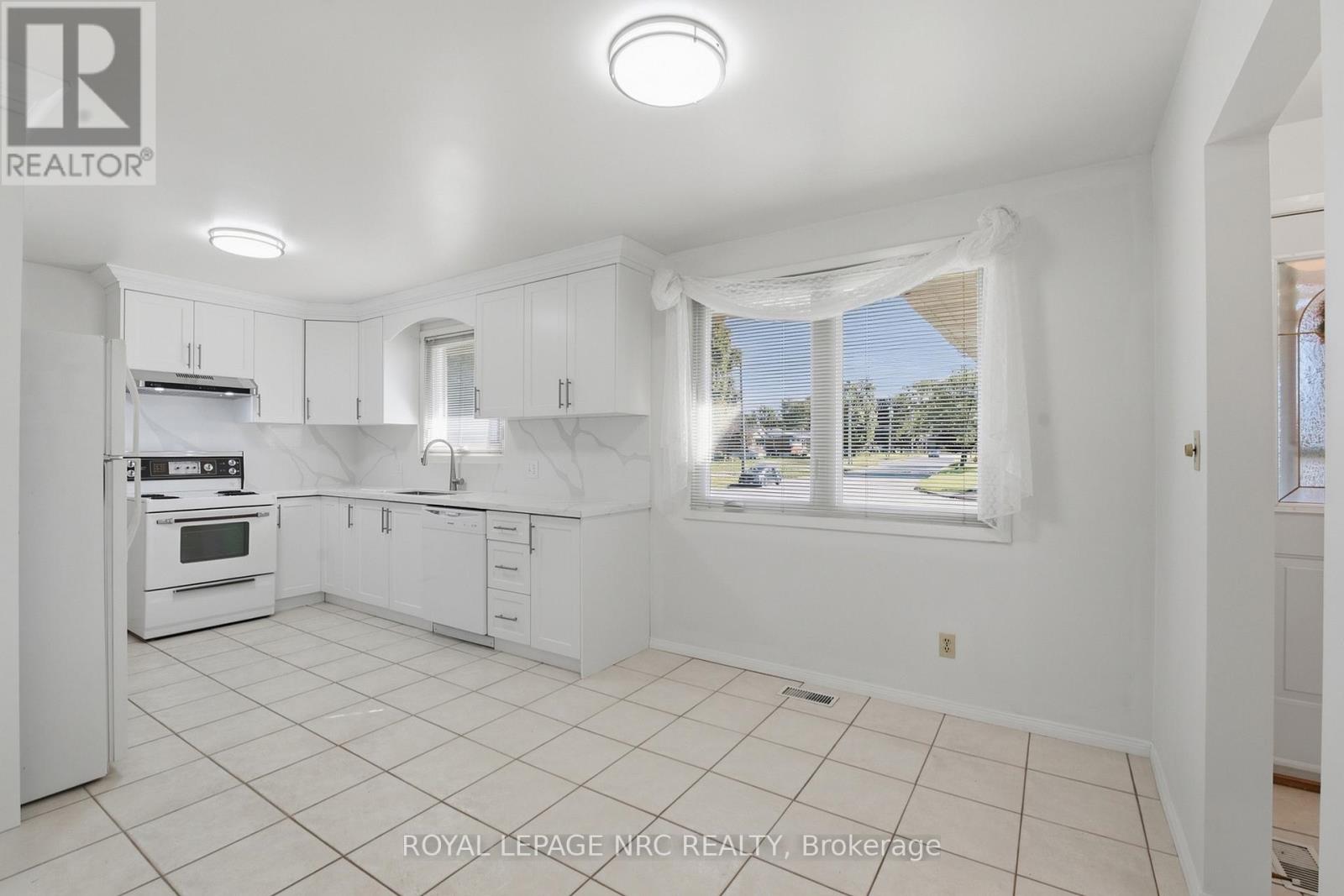 6771 Argyll Court, Niagara Falls, Ontario  L2G 5E9 - Photo 11 - X13776958