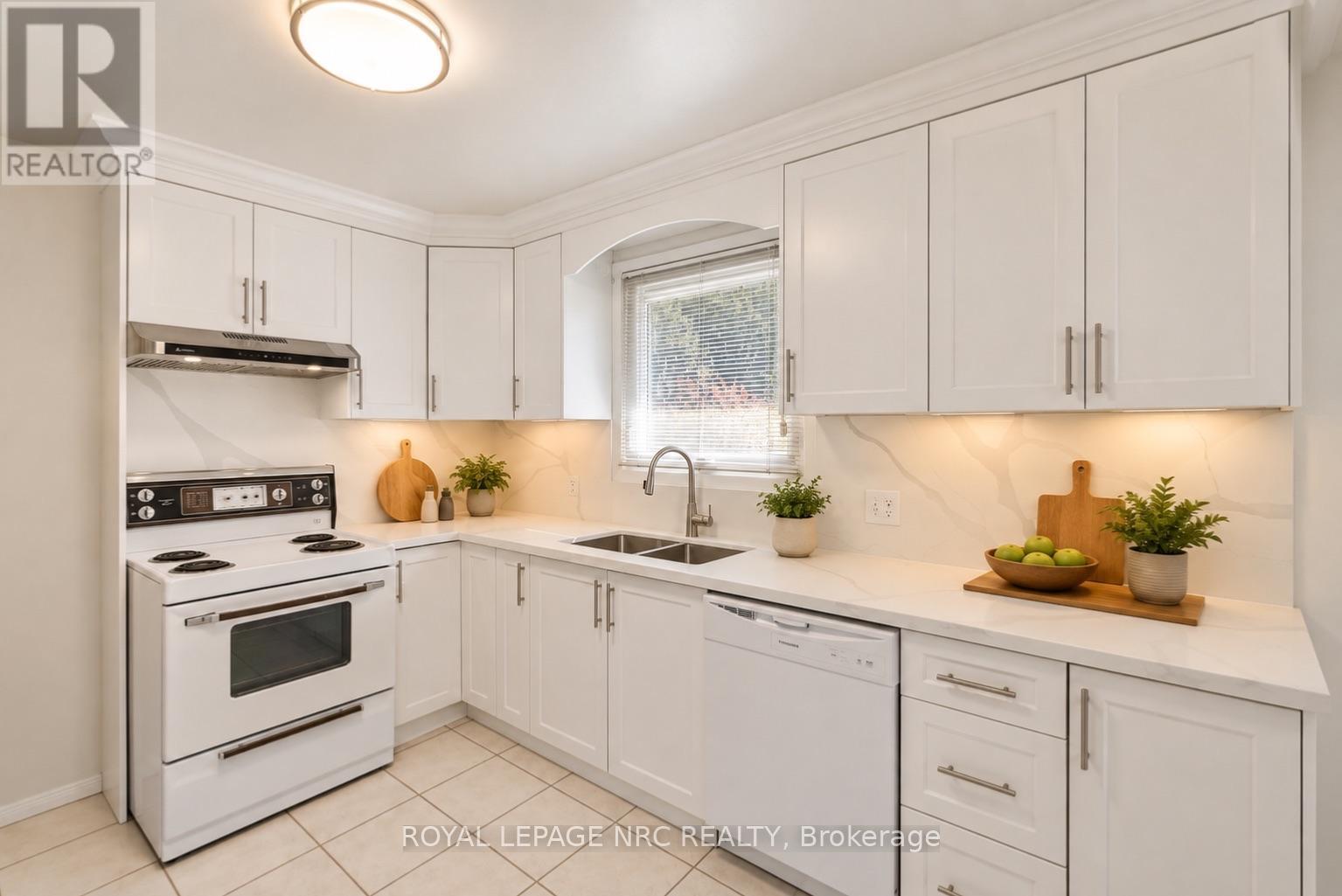 6771 Argyll Court, Niagara Falls, Ontario  L2G 5E9 - Photo 12 - X13776958