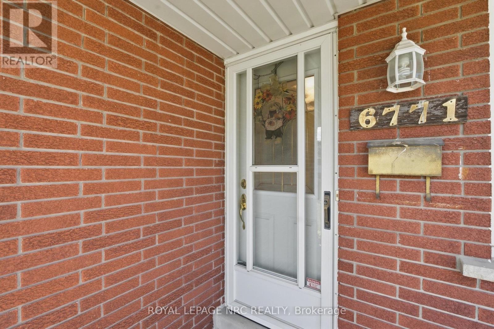6771 Argyll Court, Niagara Falls, Ontario  L2G 5E9 - Photo 5 - X13776958