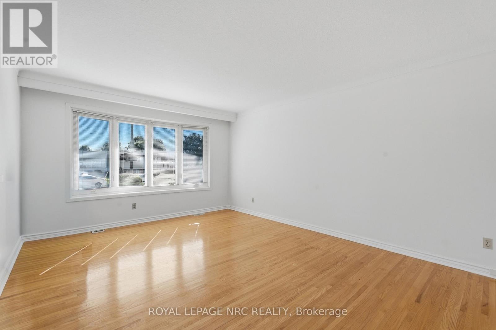 6771 Argyll Court, Niagara Falls, Ontario  L2G 5E9 - Photo 8 - X13776958