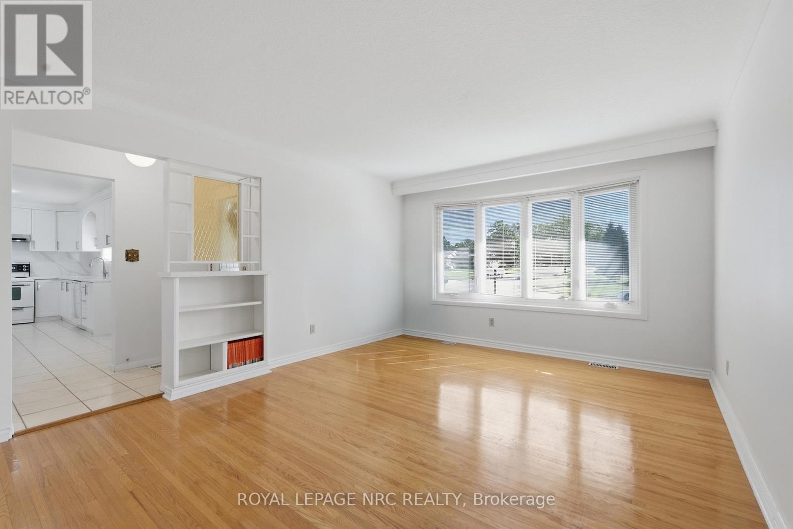 6771 Argyll Court, Niagara Falls, Ontario  L2G 5E9 - Photo 9 - X13776958