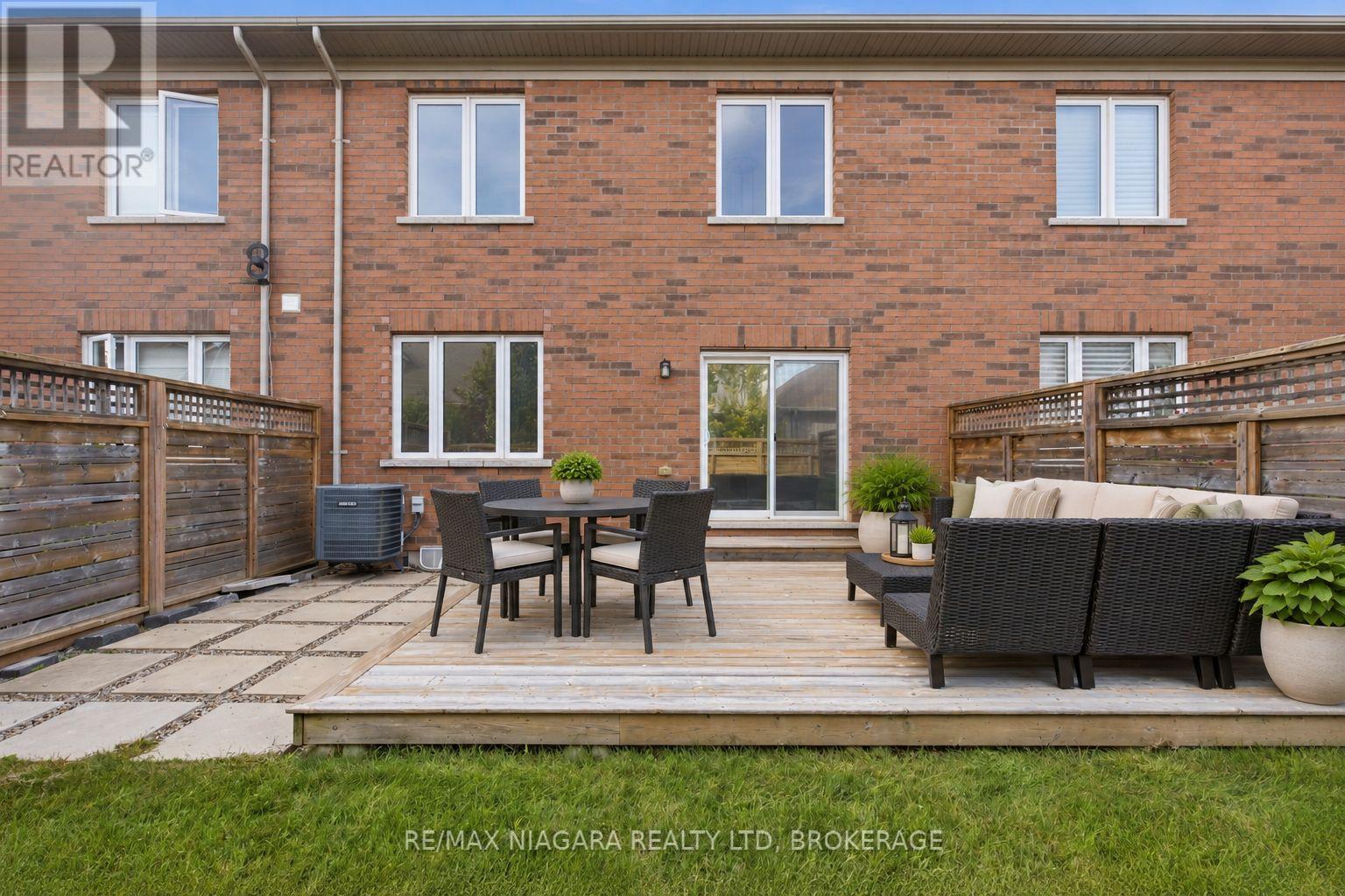 12 George Manor, Niagara-On-The-Lake, Ontario  L0S 1J0 - Photo 32 - X13777002