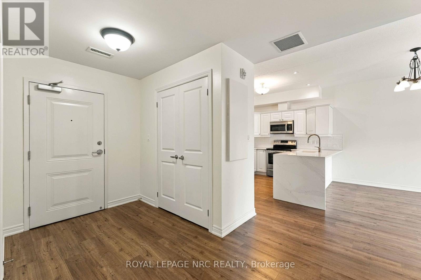 312 - 4644 Pettit Avenue, Niagara Falls, Ontario  L2E 0B4 - Photo 8 - X13777598