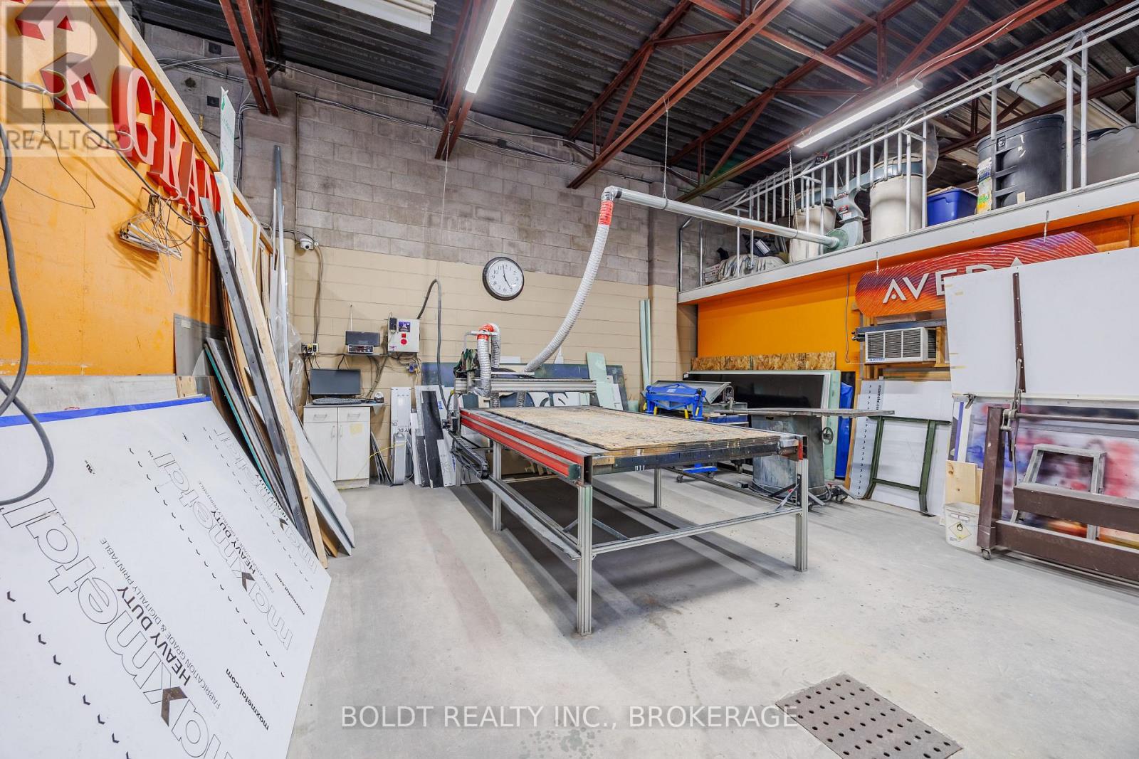 3 - 52 Scott Street W, St. Catharines, Ontario  L2R 1C9 - Photo 13 - X13777610