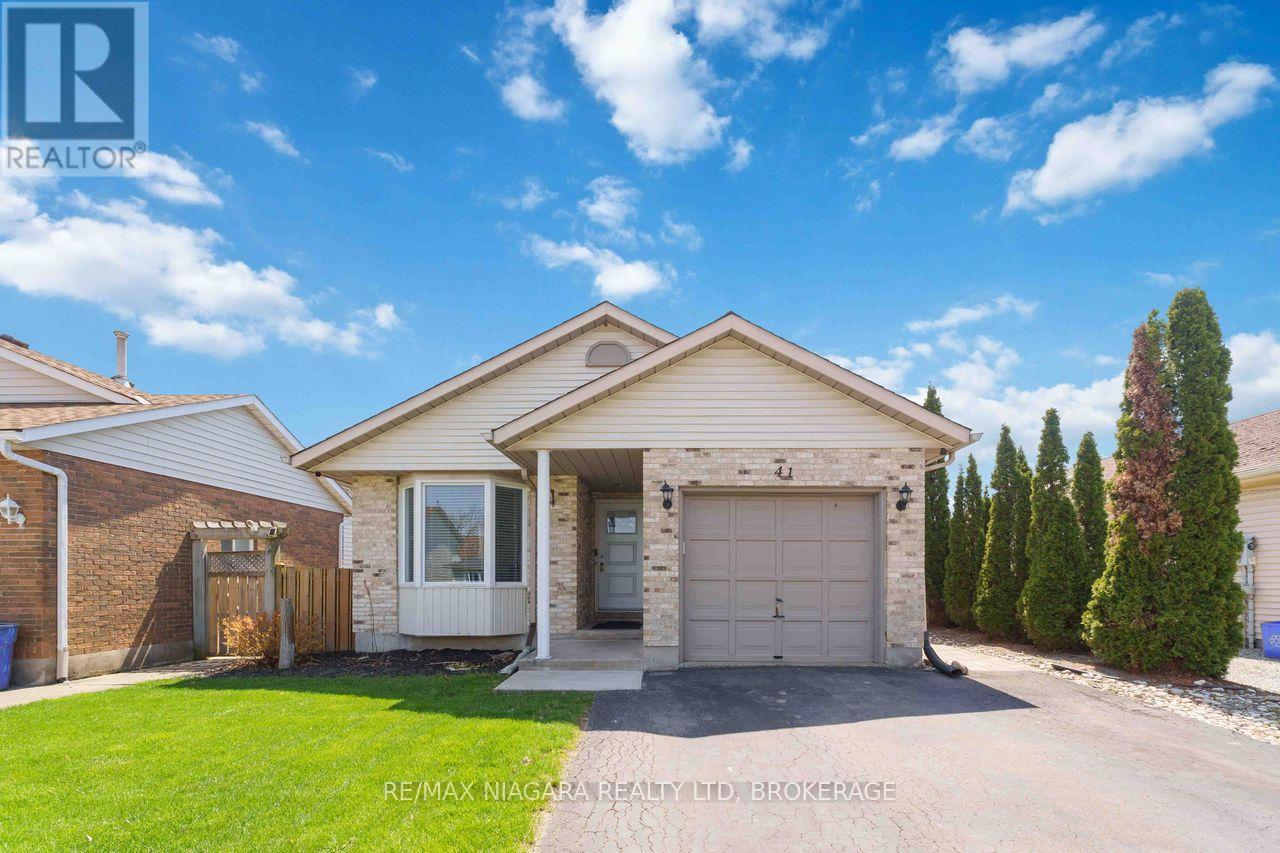 41 Eastwood Drive, Welland, Ontario  L3C 6W1 - Photo 2 - X13777612
