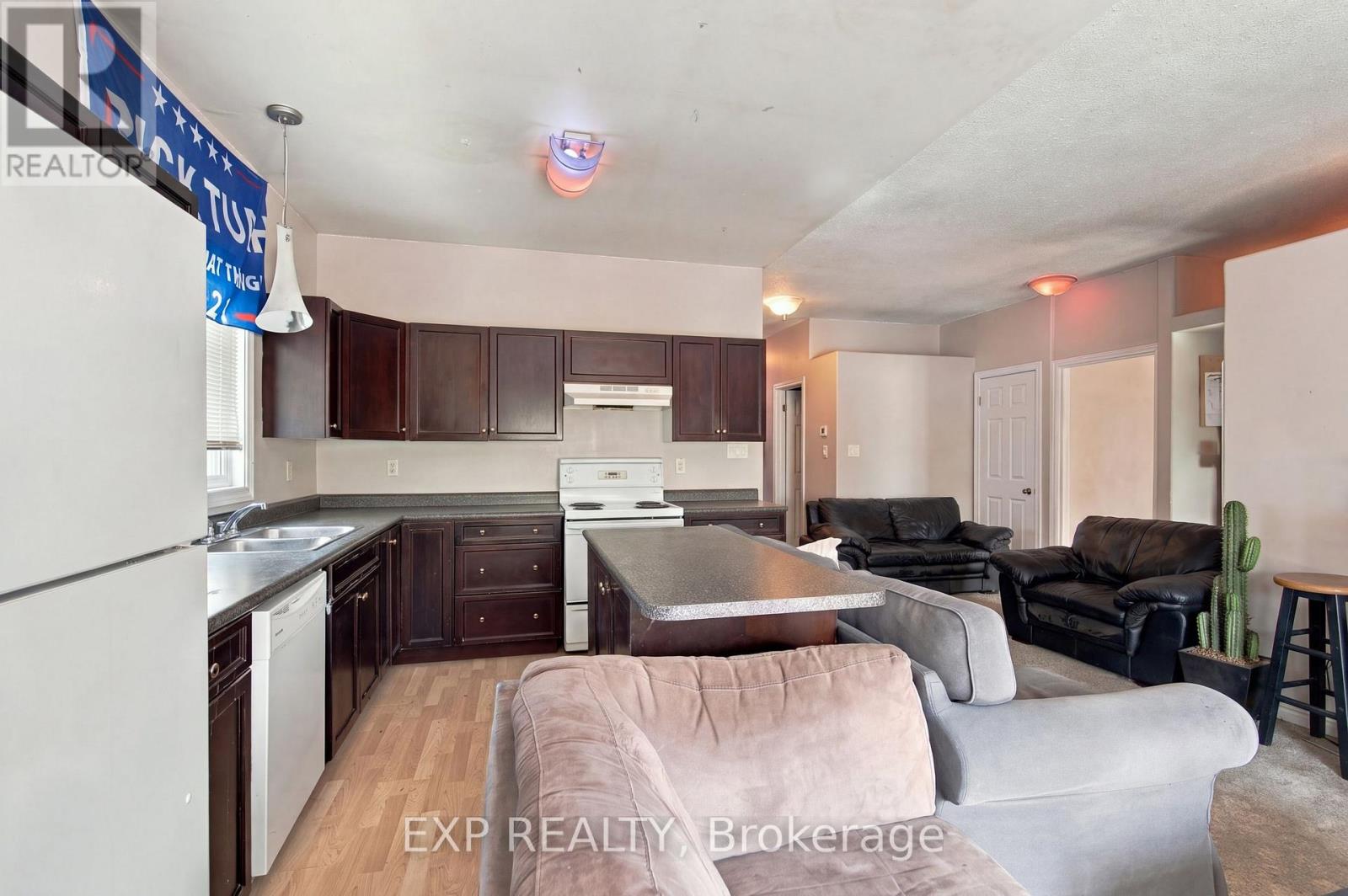 59 Parker Street, St. Catharines, Ontario  L2S 1W1 - Photo 10 - X13778162