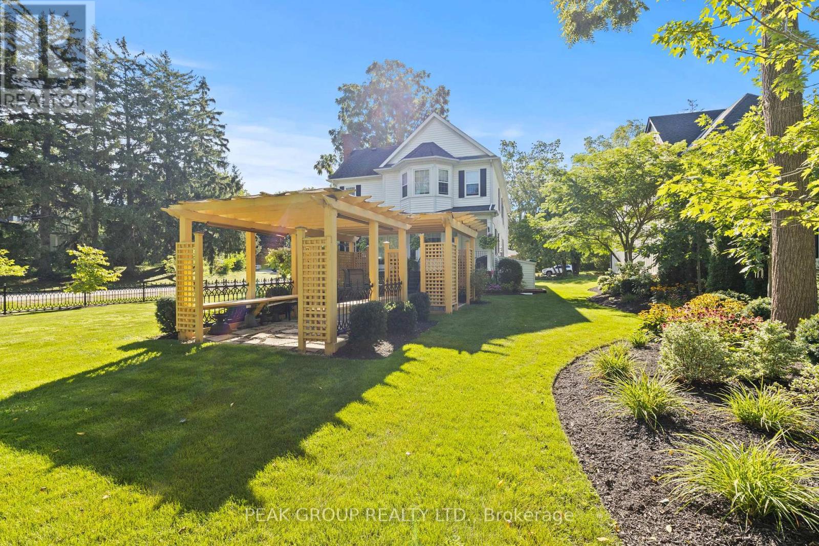 305 Gate Street, Niagara-On-The-Lake, Ontario  L0S 1J0 - Photo 9 - X13778242