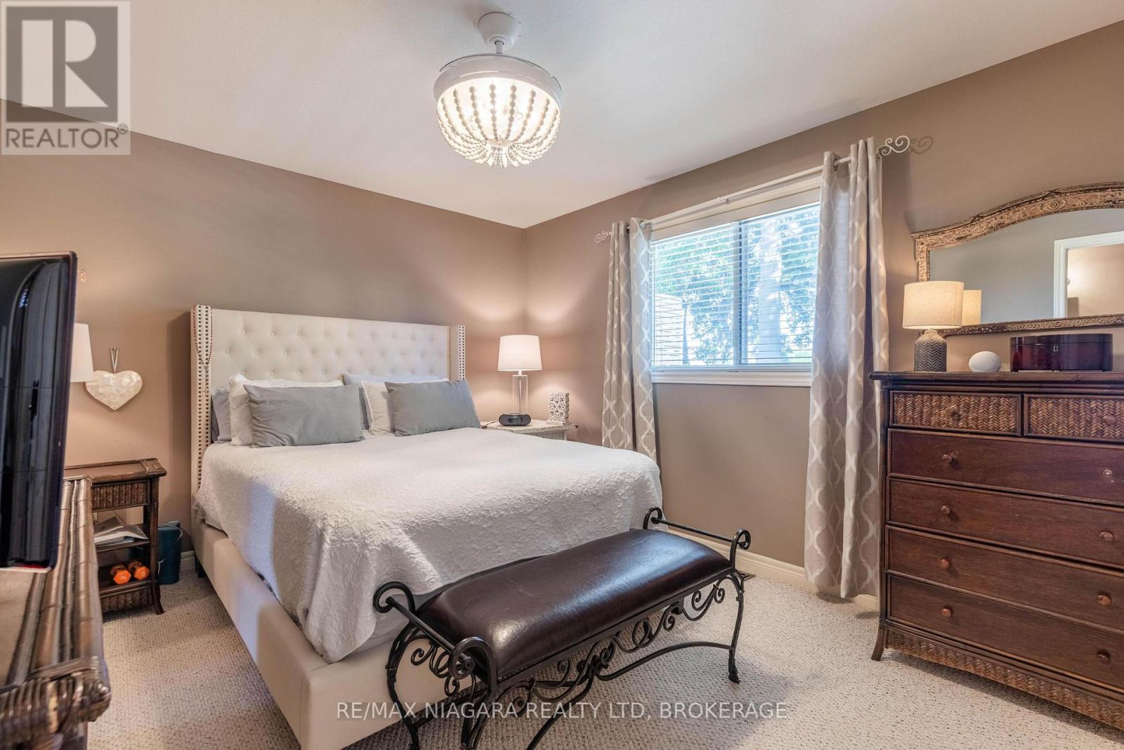 7919 Fleming Drive, Niagara Falls, Ontario  L2H 3H9 - Photo 12 - X13778354
