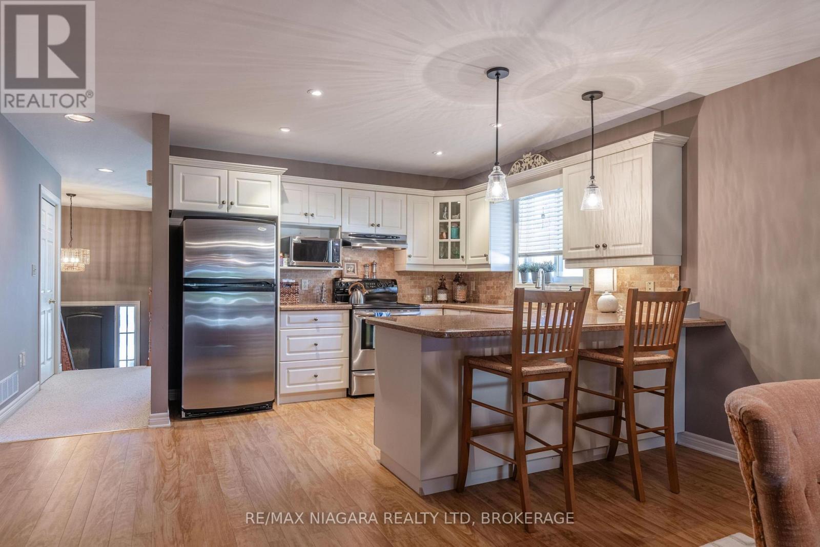7919 Fleming Drive, Niagara Falls, Ontario  L2H 3H9 - Photo 8 - X13778354
