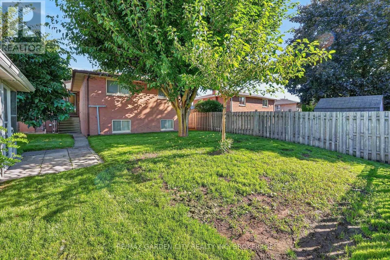 67 College Park Drive, Welland, Ontario  L3C 6Z7 - Photo 29 - X13778564