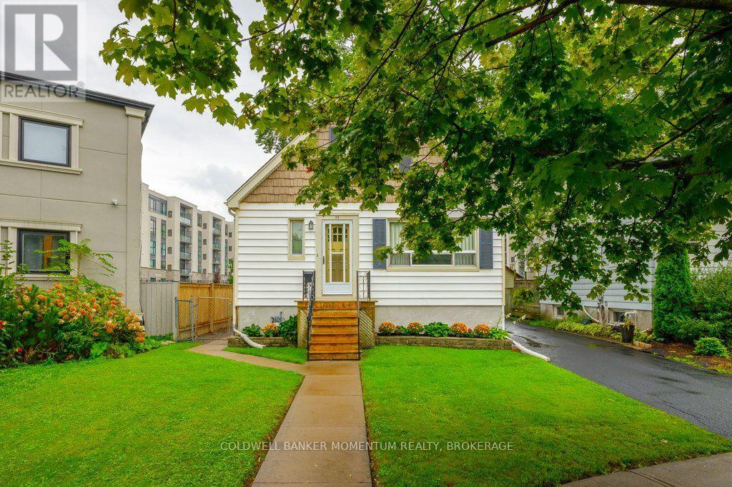 25 Clayburn Avenue, St. Catharines, Ontario  L2P 2T9 - Photo 3 - X13778566