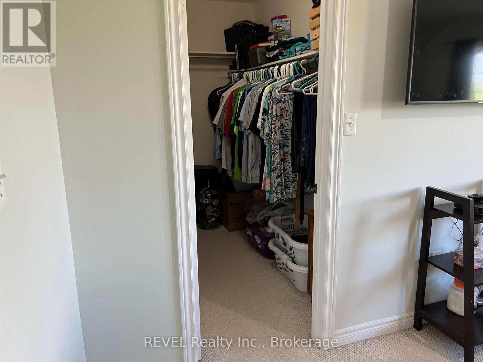18 Mackenzie King Avenue, St. Catharines, Ontario  L2P 0A1 - Photo 11 - X13778644