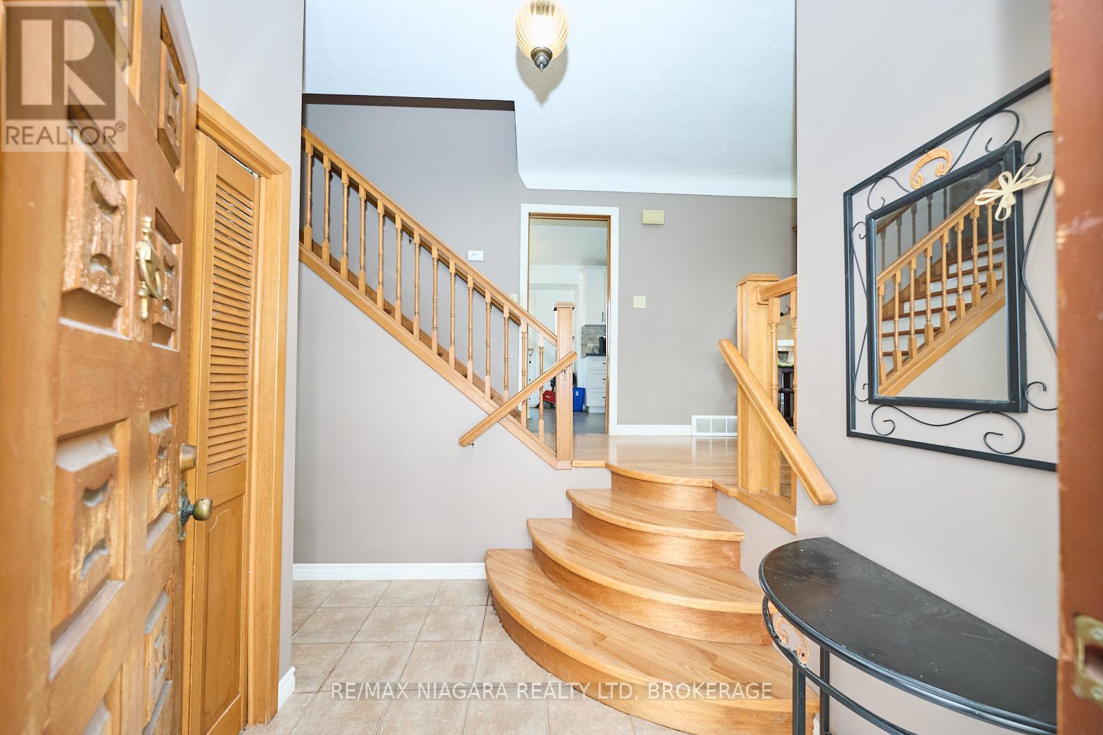 953 Grandview Road, Fort Erie, Ontario  L2A 5R4 - Photo 4 - X13778760