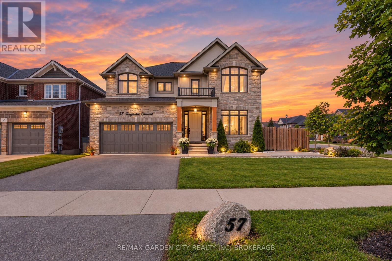 57 BERGENSTEIN CRES CRESCENT, Pelham, Ontario