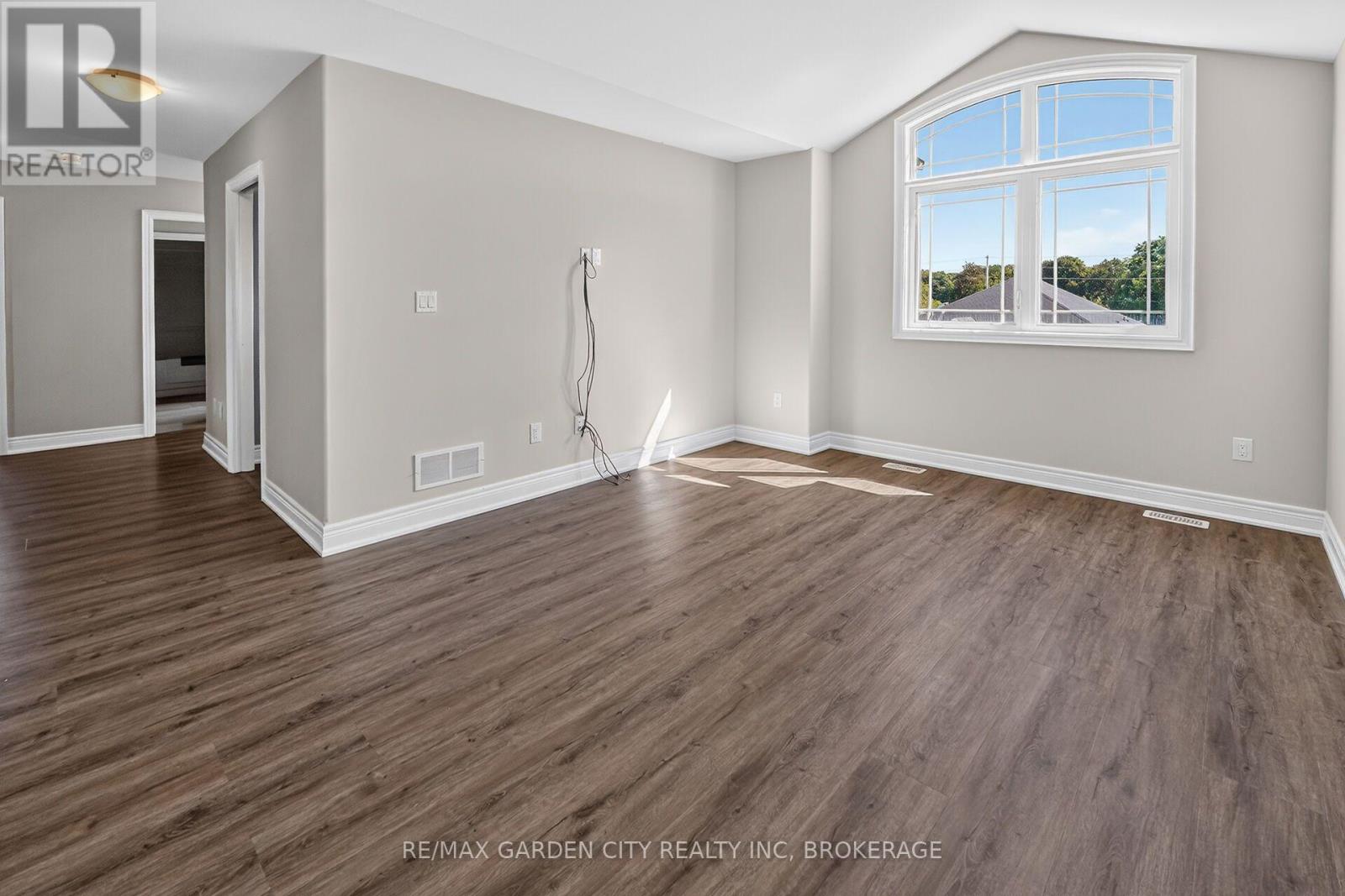 57 Bergenstein Cres Crescent, Pelham, Ontario  L0S 0A1 - Photo 37 - X13778934