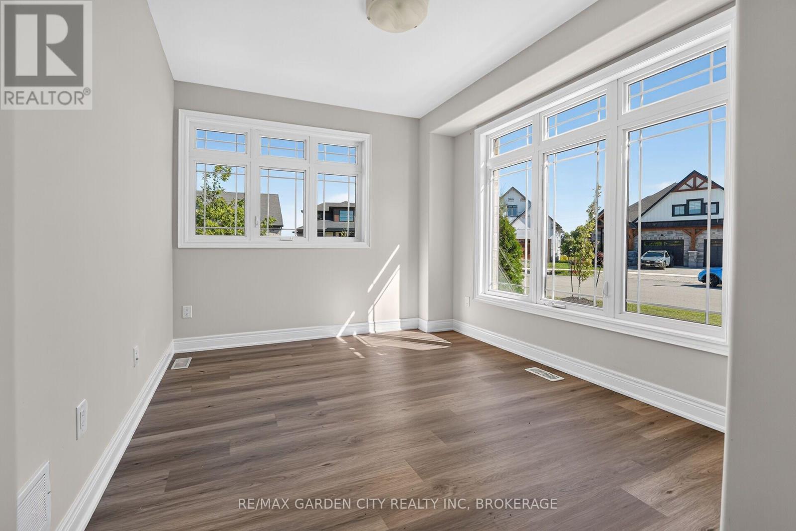 57 Bergenstein Cres Crescent, Pelham, Ontario  L0S 0A1 - Photo 7 - X13778934