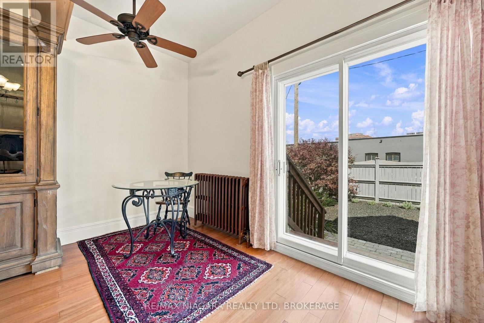 8 Trafalgar Street, St. Catharines, Ontario  L2R 3L7 - Photo 22 - X13779212