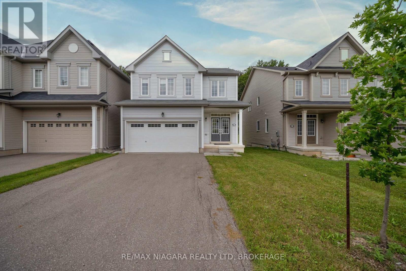 8707 Chickory Trail, Niagara Falls, Ontario  L2H 3S4 - Photo 2 - X13779474