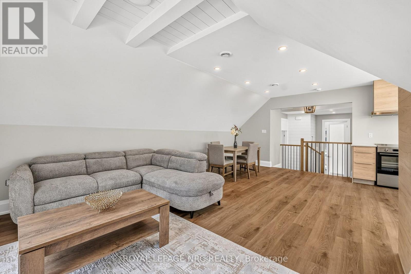 105 Delater Street, Niagara-On-The-Lake, Ontario  L0S 1S0 - Photo 4 - X13779556