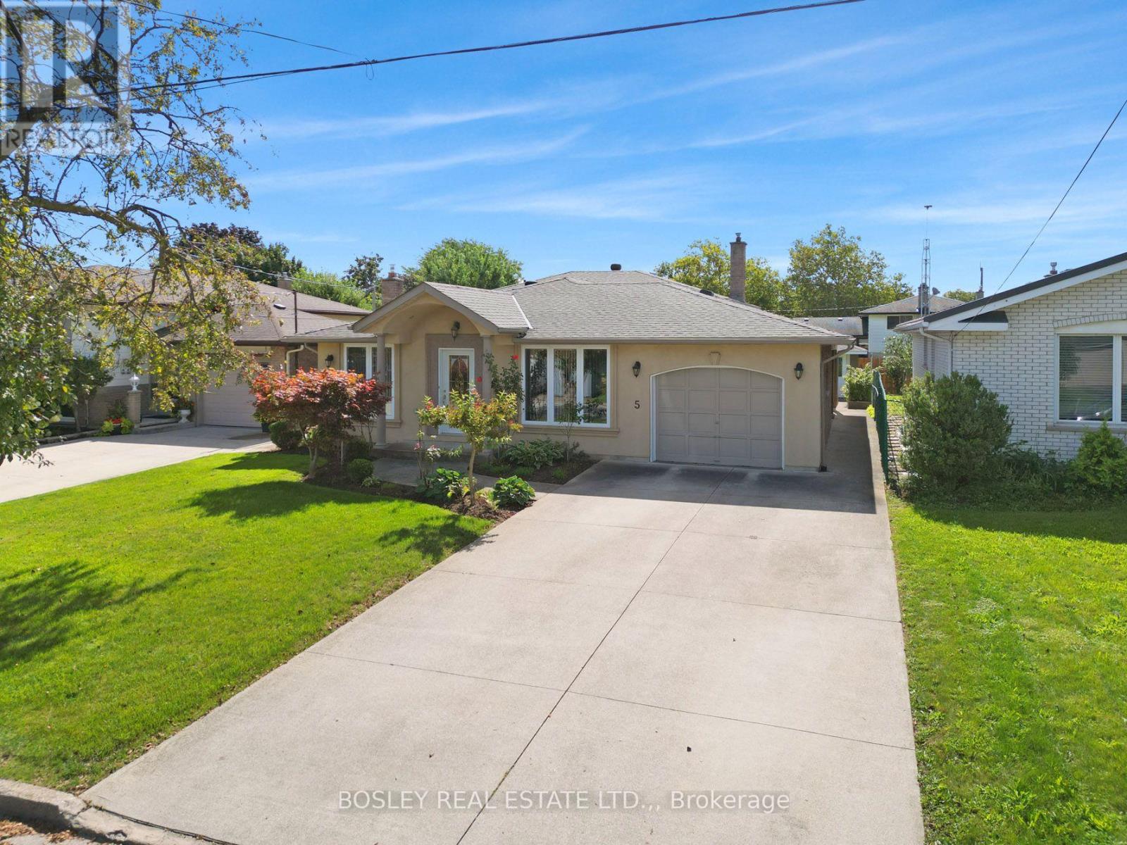 5 BENDINGROAD CRESCENT, St. Catharines, Ontario