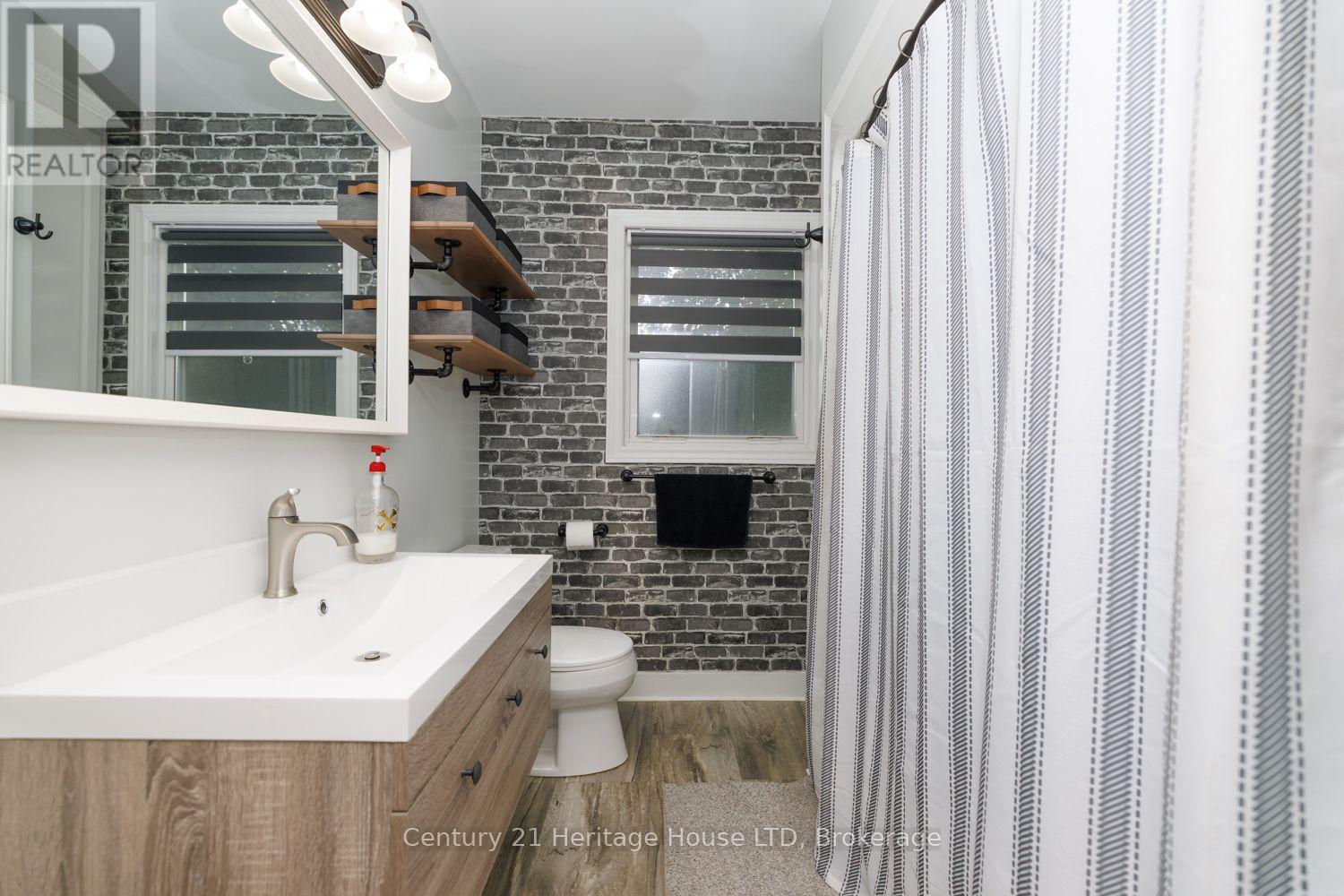 6 Greenock Circle, St. Catharines, Ontario  L2S 1B4 - Photo 23 - X13781102