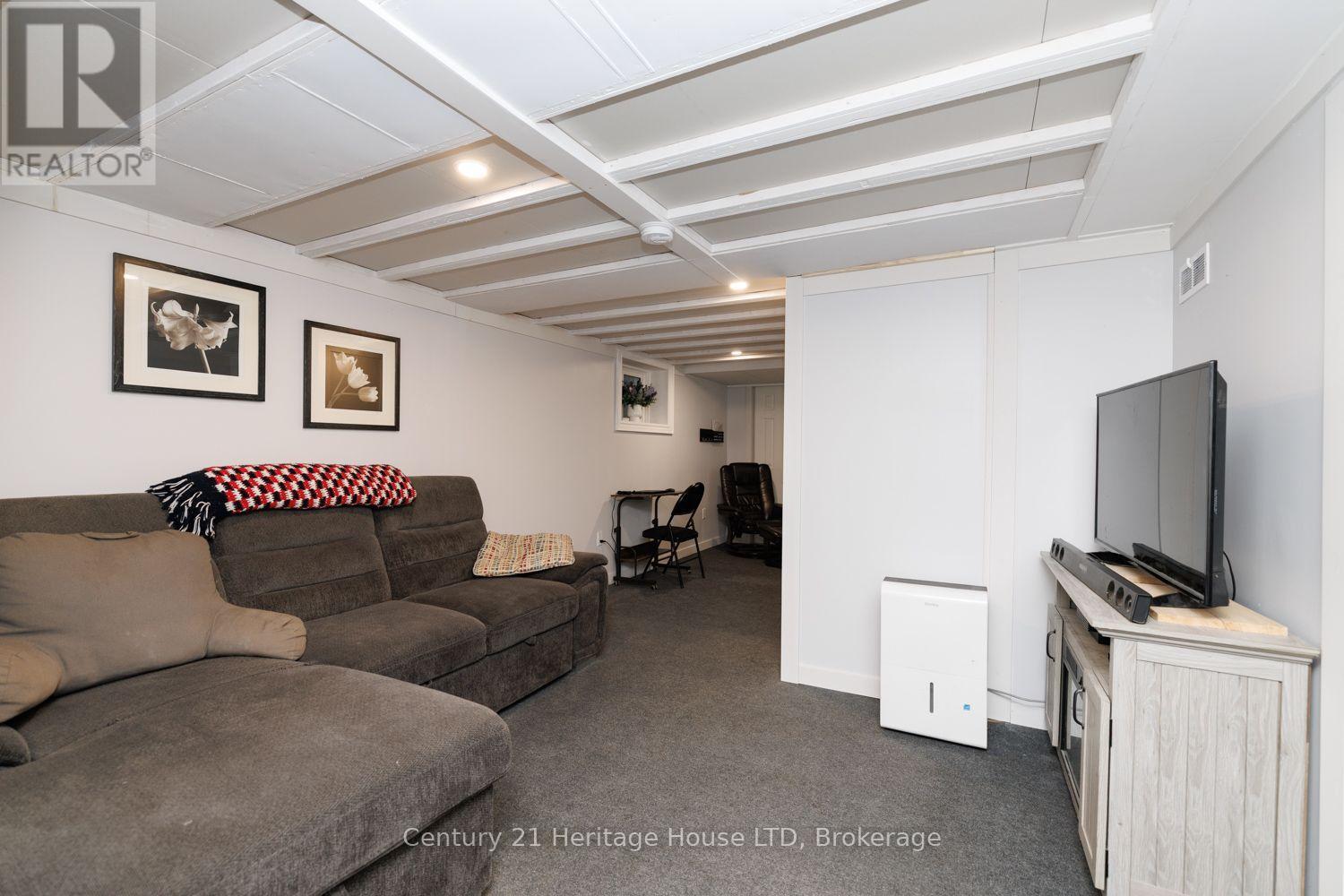 6 Greenock Circle, St. Catharines, Ontario  L2S 1B4 - Photo 28 - X13781102