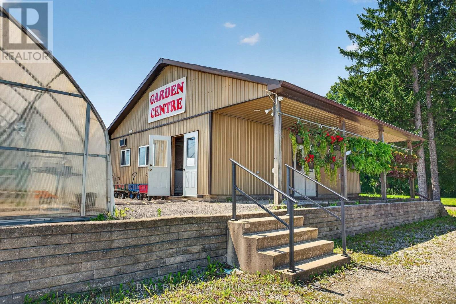 230 Hwy 20 E, Thorold, Ontario  L0S 1E6 - Photo 32 - X13781676