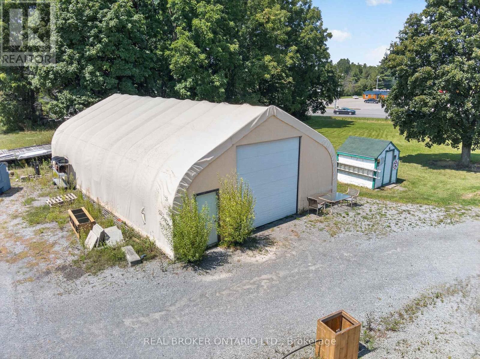 230 Hwy 20 E, Thorold, Ontario  L0S 1E6 - Photo 9 - X13781676