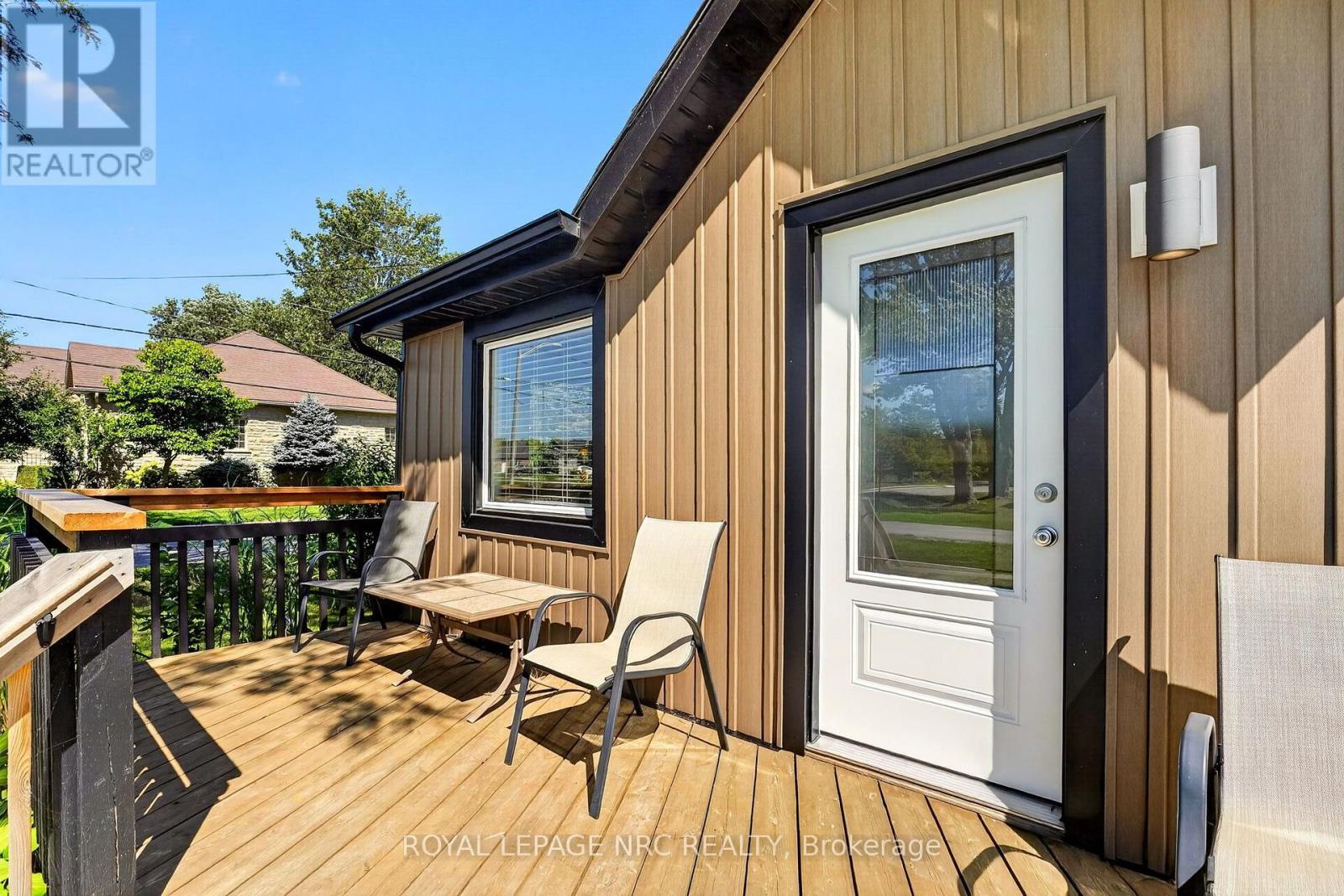 220 Rosewood Avenue, Fort Erie, Ontario  L0S 1B0 - Photo 5 - X13782266