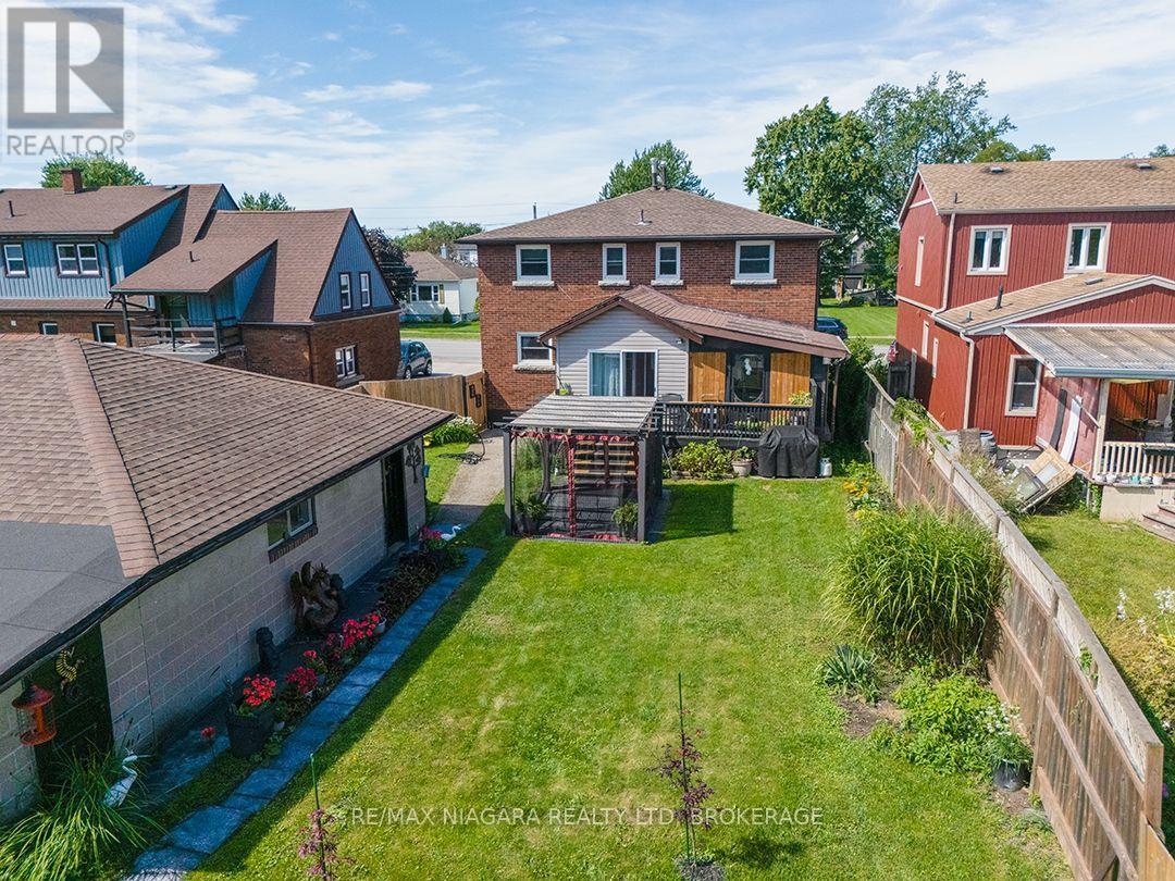 137 Wellington Street, Port Colborne, Ontario  L3K 2K1 - Photo 2 - X13782314
