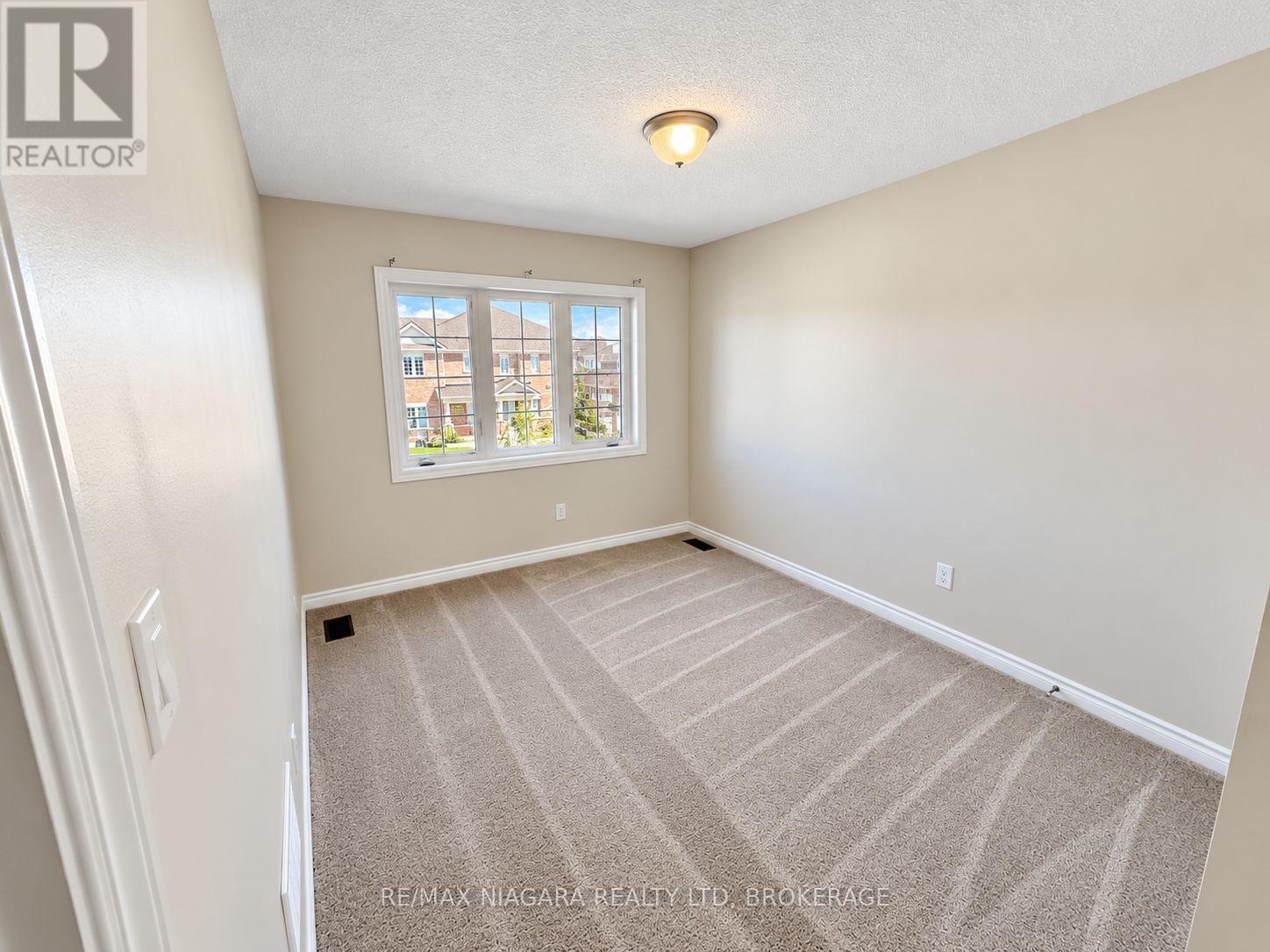 109 Sapphire Way, Thorold, Ontario  L2V 0L5 - Photo 15 - X13782638