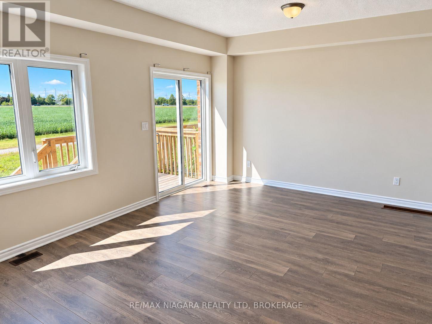 109 Sapphire Way, Thorold, Ontario  L2V 0L5 - Photo 7 - X13782638