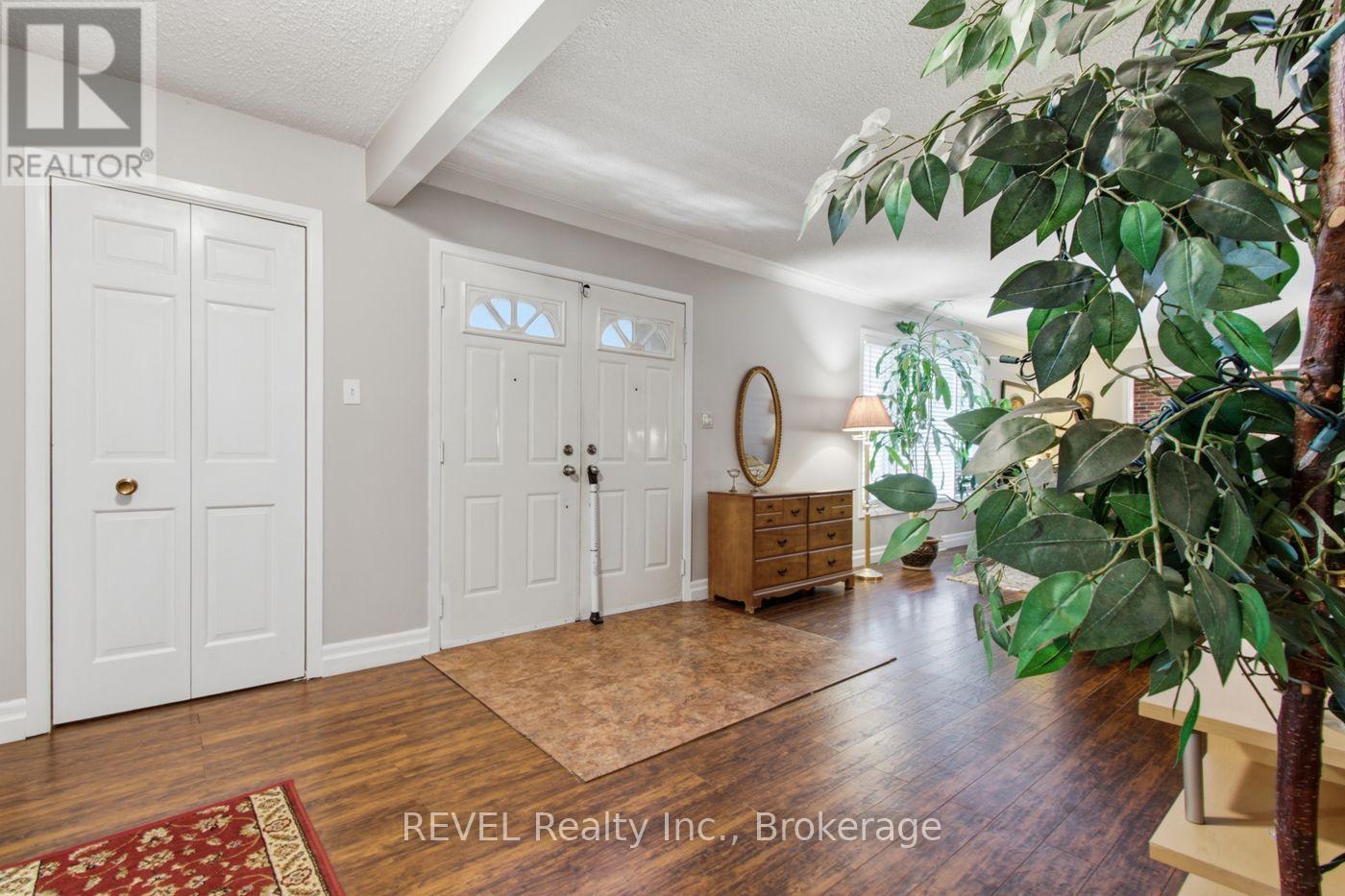 671 Kilman Road, Pelham, Ontario  L0S 1C0 - Photo 3 - X13783034