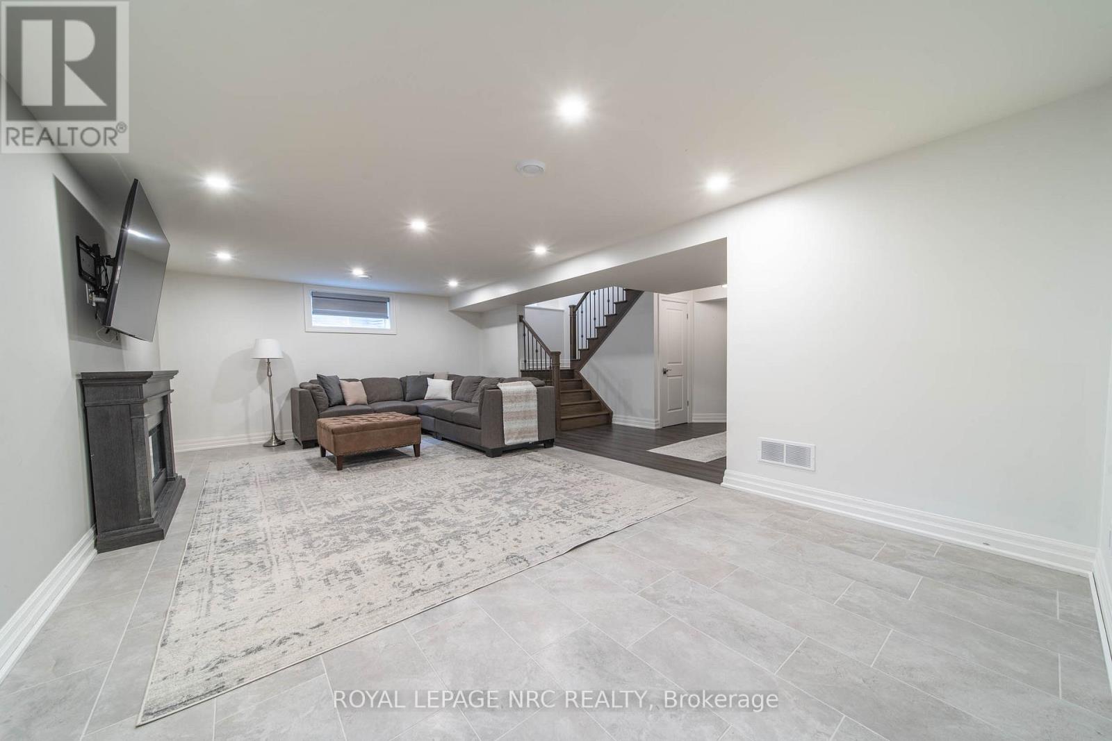 5 Autumn Avenue, Thorold, Ontario  L2V 0B6 - Photo 25 - X13783112