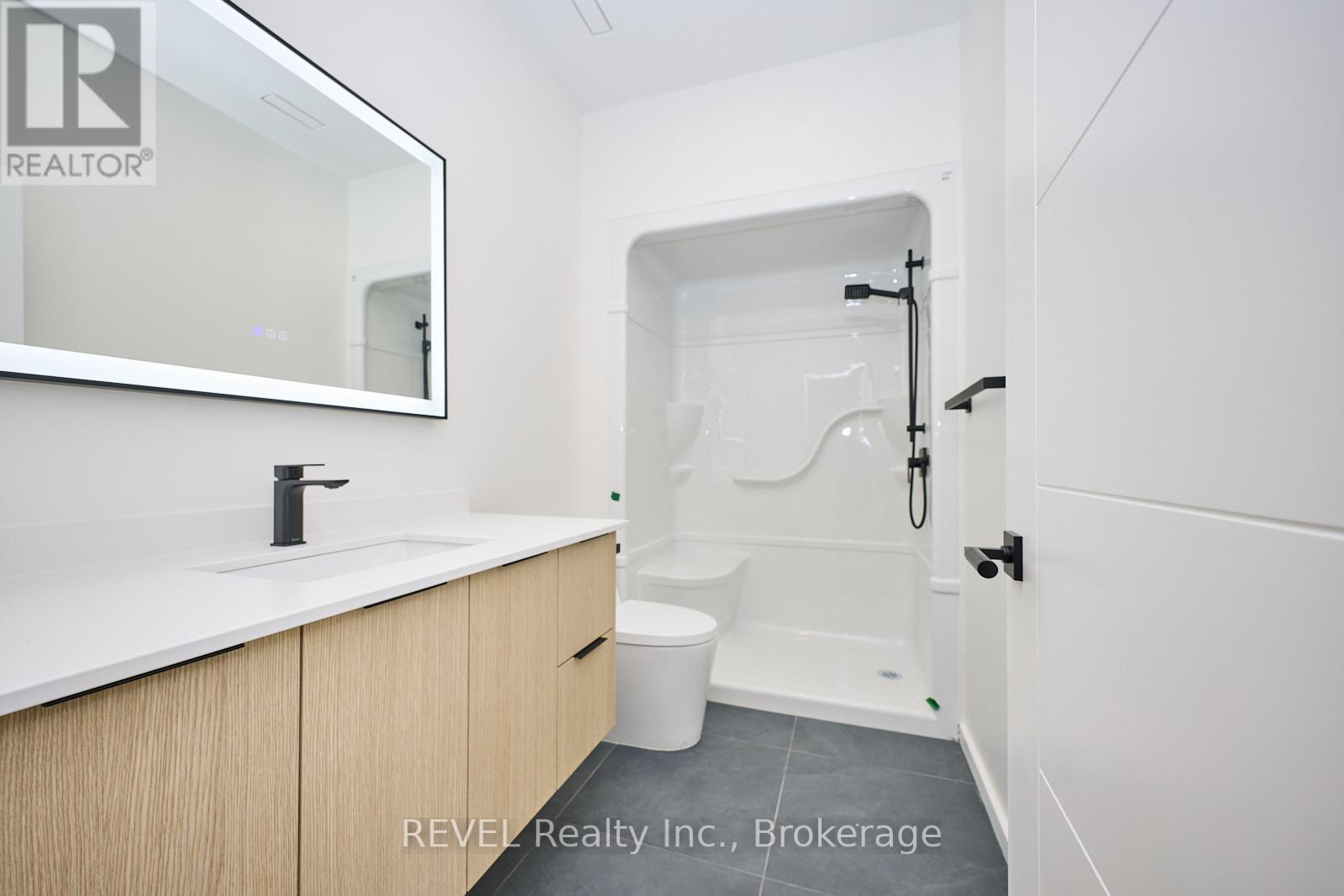 Unit 2 - 5361 Valley Way, Niagara Falls, Ontario  L2E 1X5 - Photo 10 - X13783278