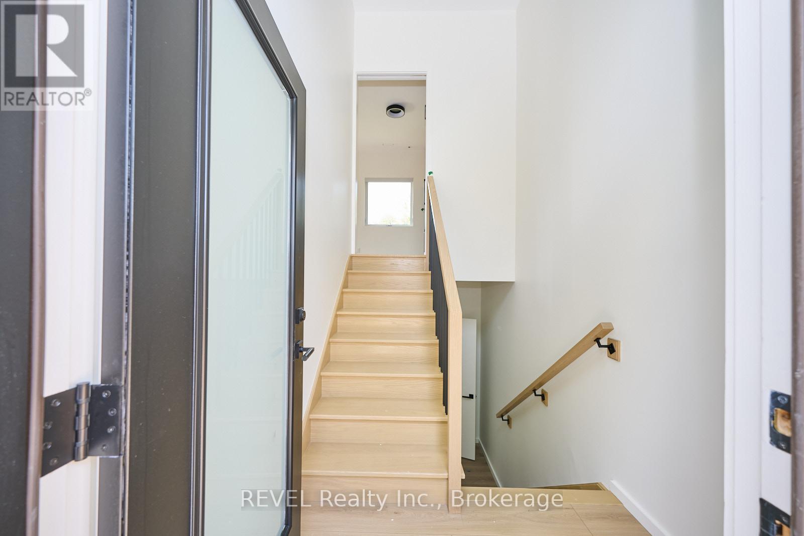 Unit 2 - 5361 Valley Way, Niagara Falls, Ontario  L2E 1X5 - Photo 6 - X13783278