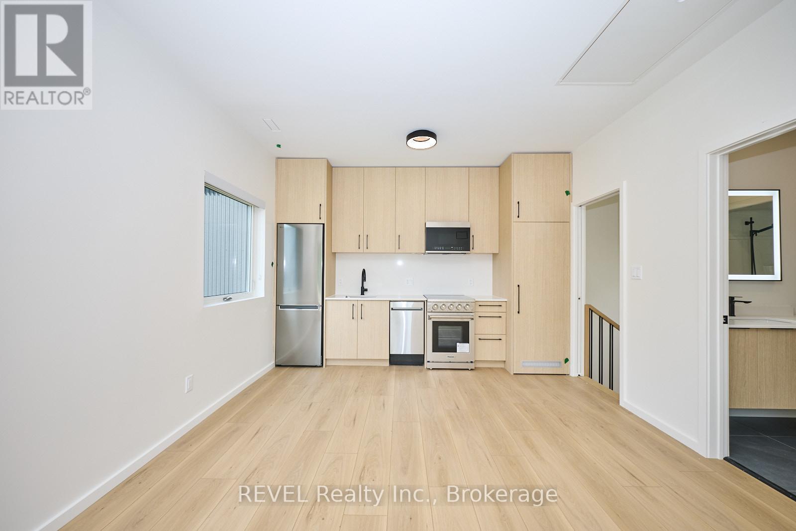 Unit 2 - 5361 Valley Way, Niagara Falls, Ontario  L2E 1X5 - Photo 8 - X13783278