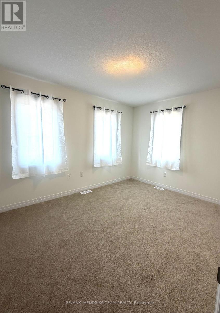 5 Derose Avenue S, Thorold, Ontario  L3B 5N5 - Photo 18 - X13783354
