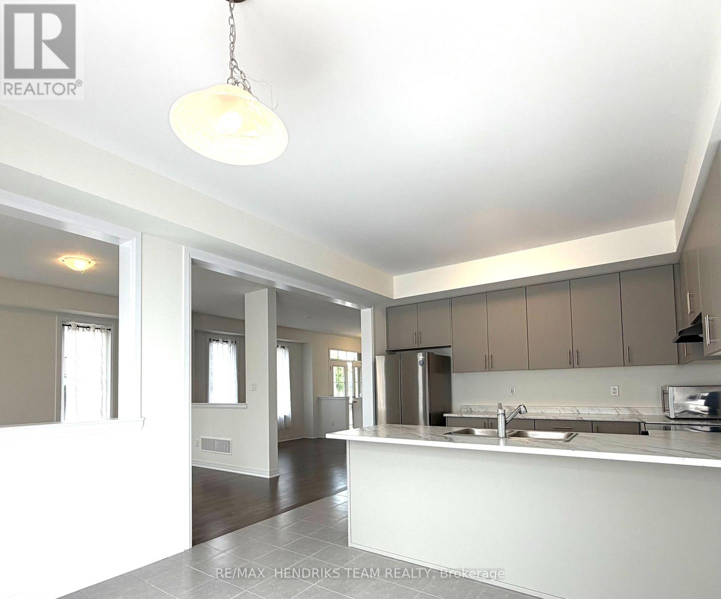 5 Derose Avenue S, Thorold, Ontario  L3B 5N5 - Photo 7 - X13783354