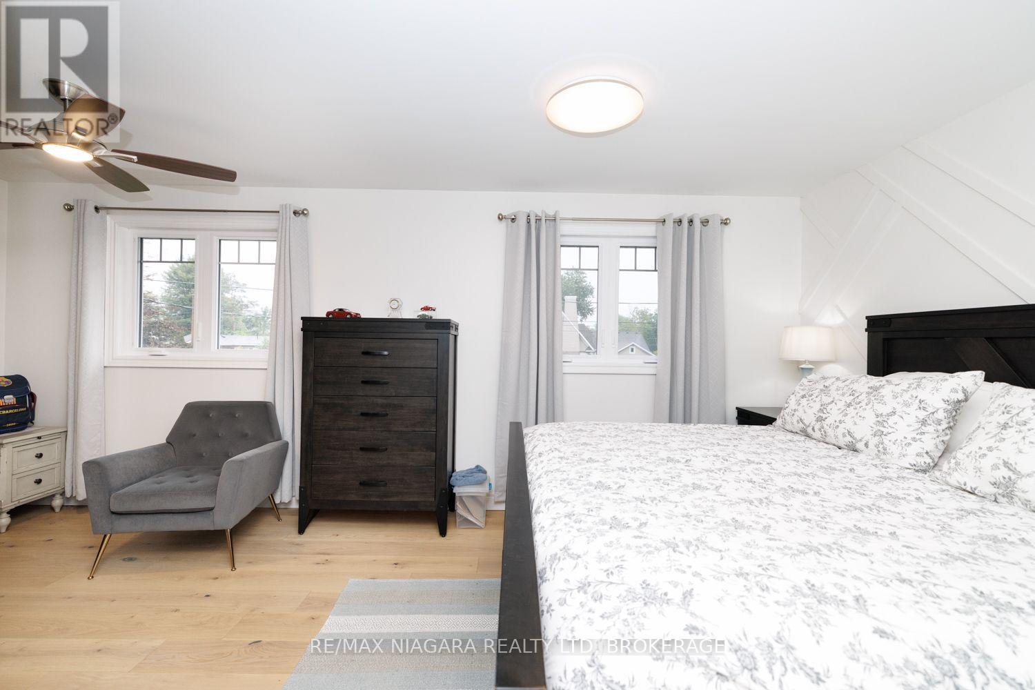 31 Pleasant Avenue S, Fort Erie, Ontario  L0S 1N0 - Photo 14 - X13783420