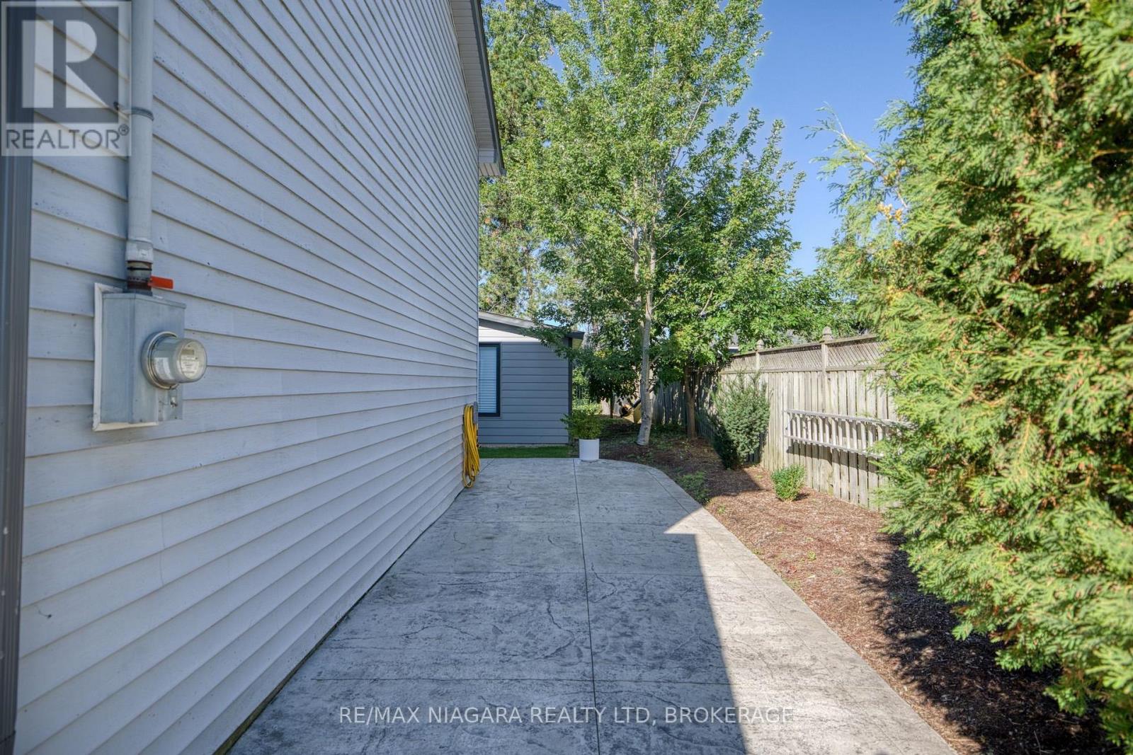 31 Pleasant Avenue S, Fort Erie, Ontario  L0S 1N0 - Photo 24 - X13783420