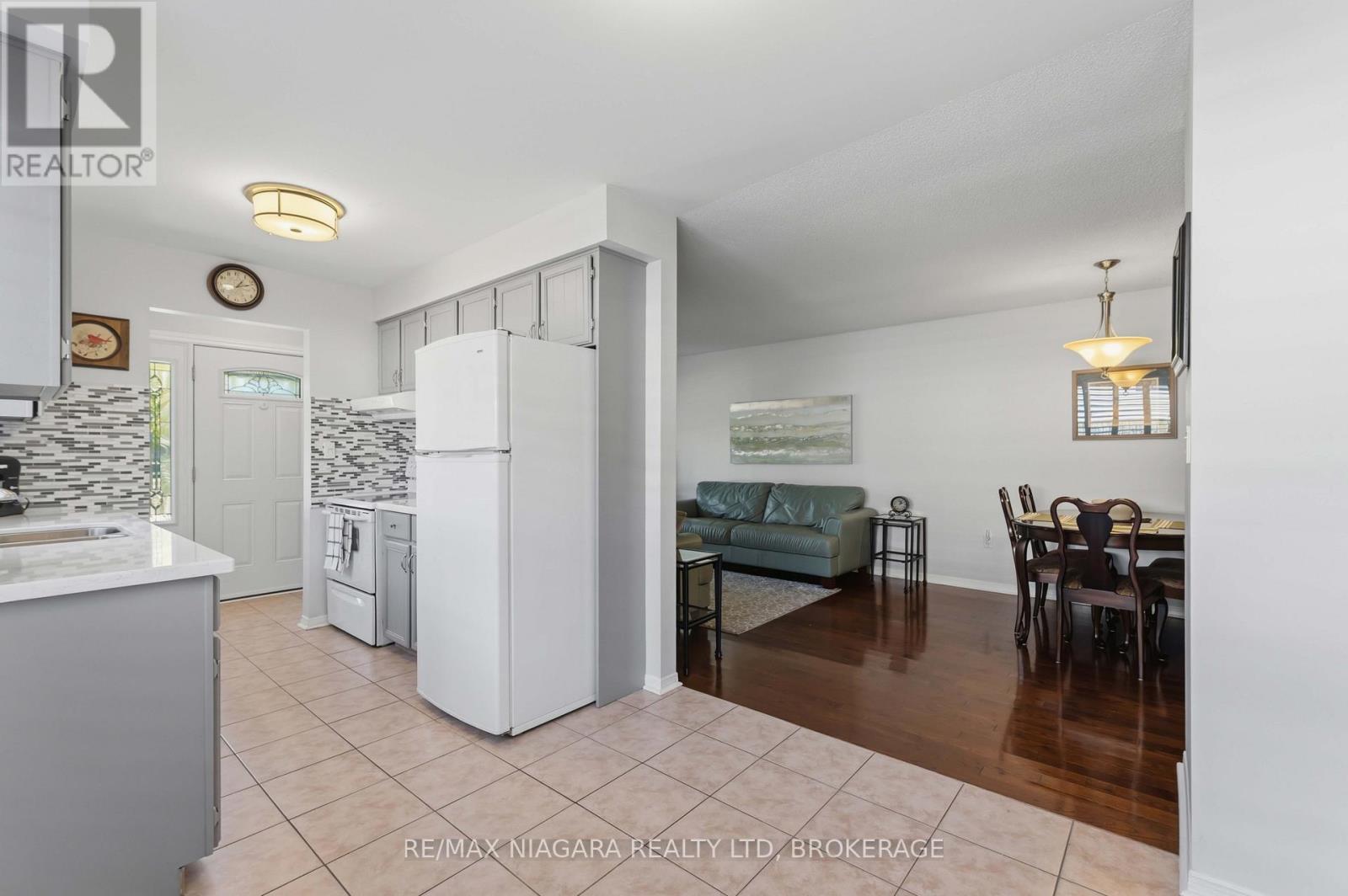 41 Fox Trail Drive, St. Catharines, Ontario  L2S 3T7 - Photo 7 - X13783632