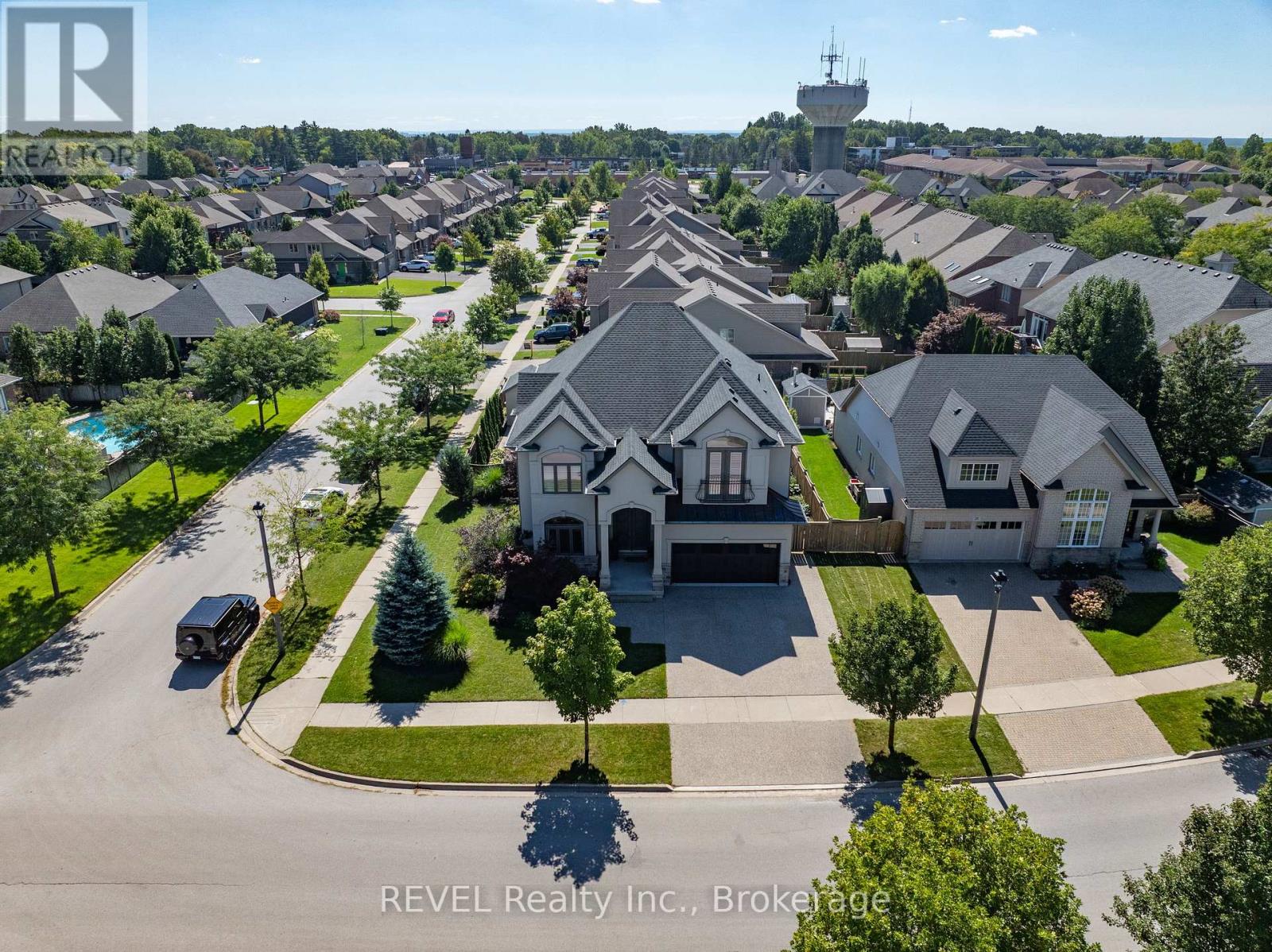 24 Brewerton Boulevard, Pelham, Ontario  L0S 1E5 - Photo 4 - X13783708