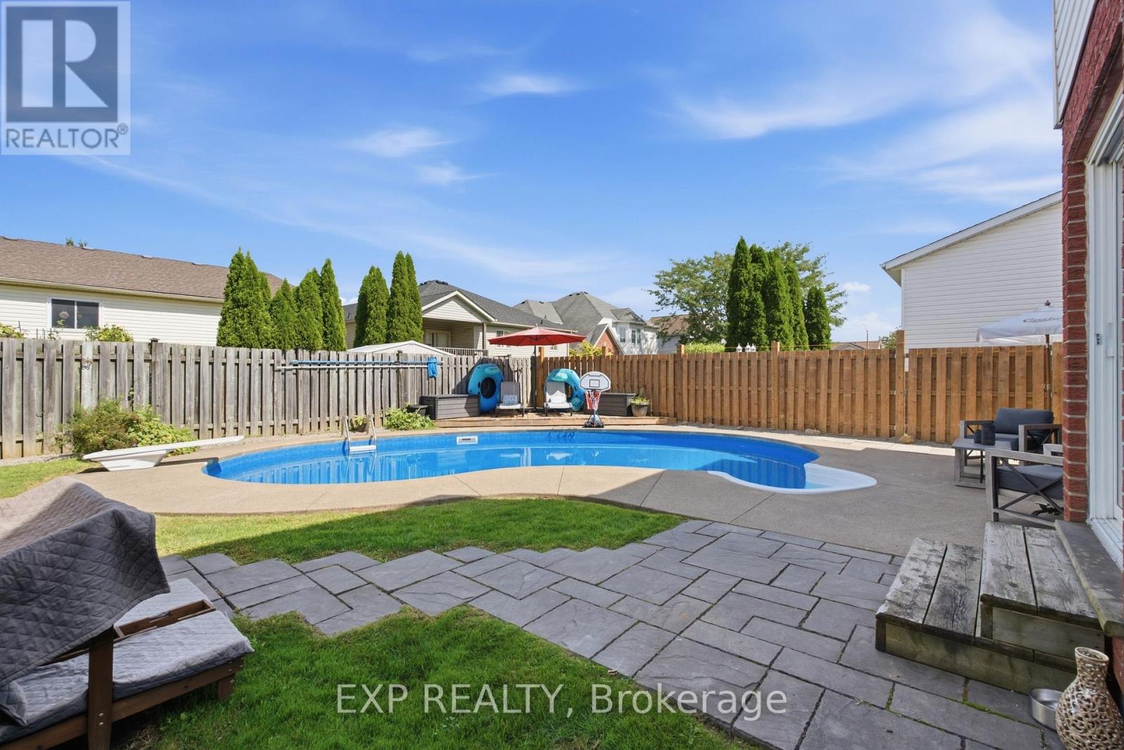 50 Crysler Crescent, Thorold, Ontario  L2V 5A3 - Photo 38 - X13783870