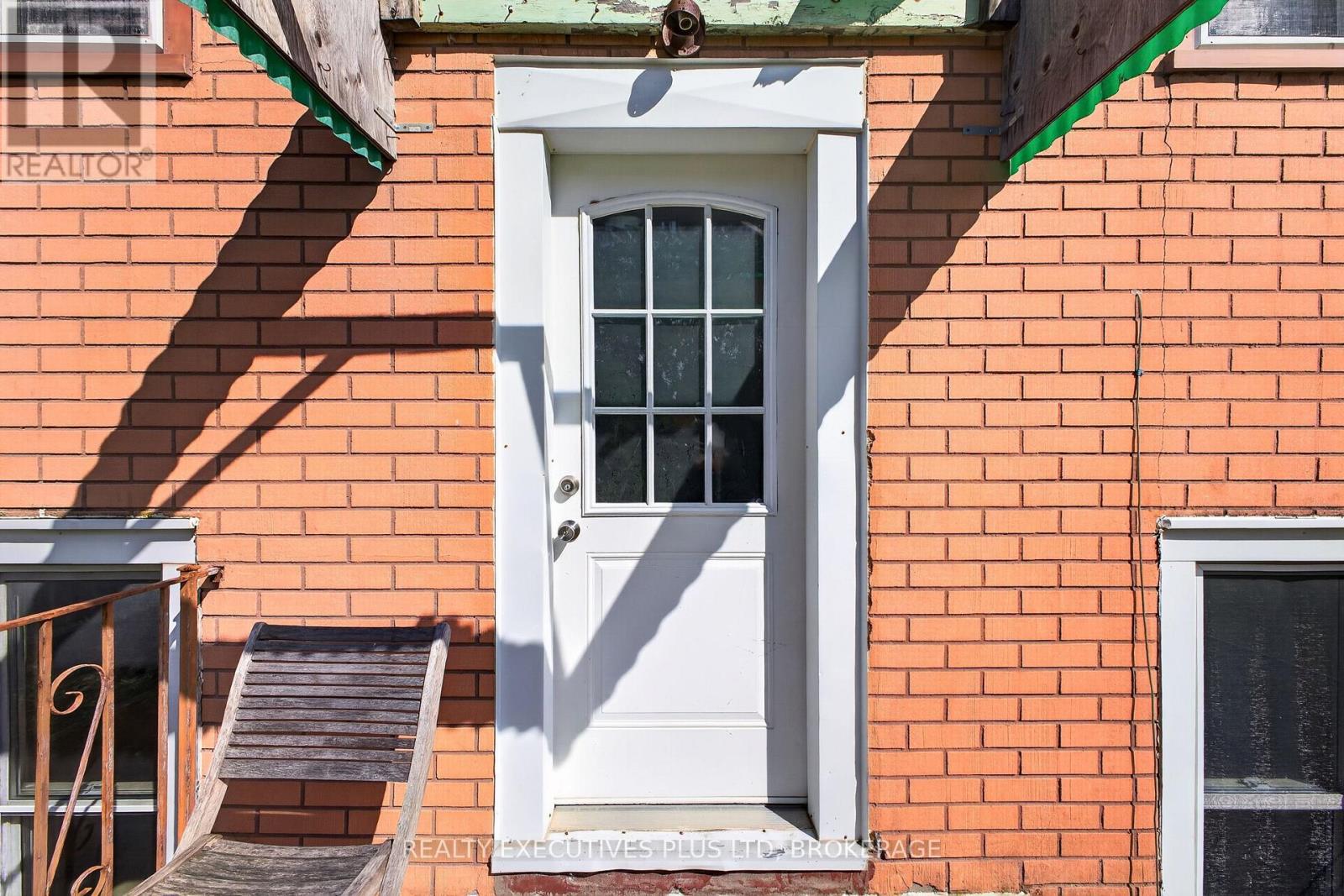 4119 Dyson Avenue, Niagara Falls, Ontario  L2E 3L6 - Photo 38 - X13784096