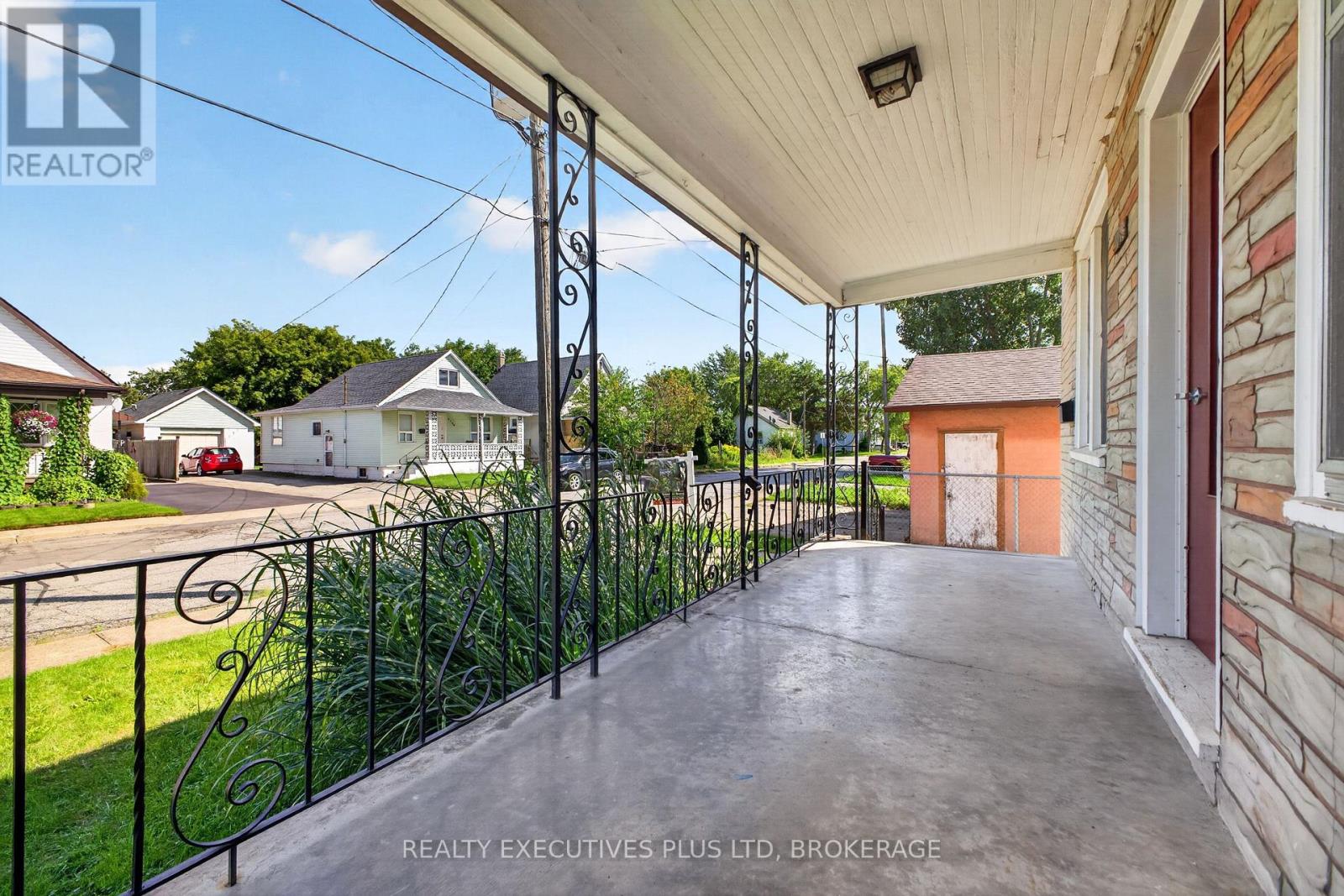 4119 Dyson Avenue, Niagara Falls, Ontario  L2E 3L6 - Photo 5 - X13784096