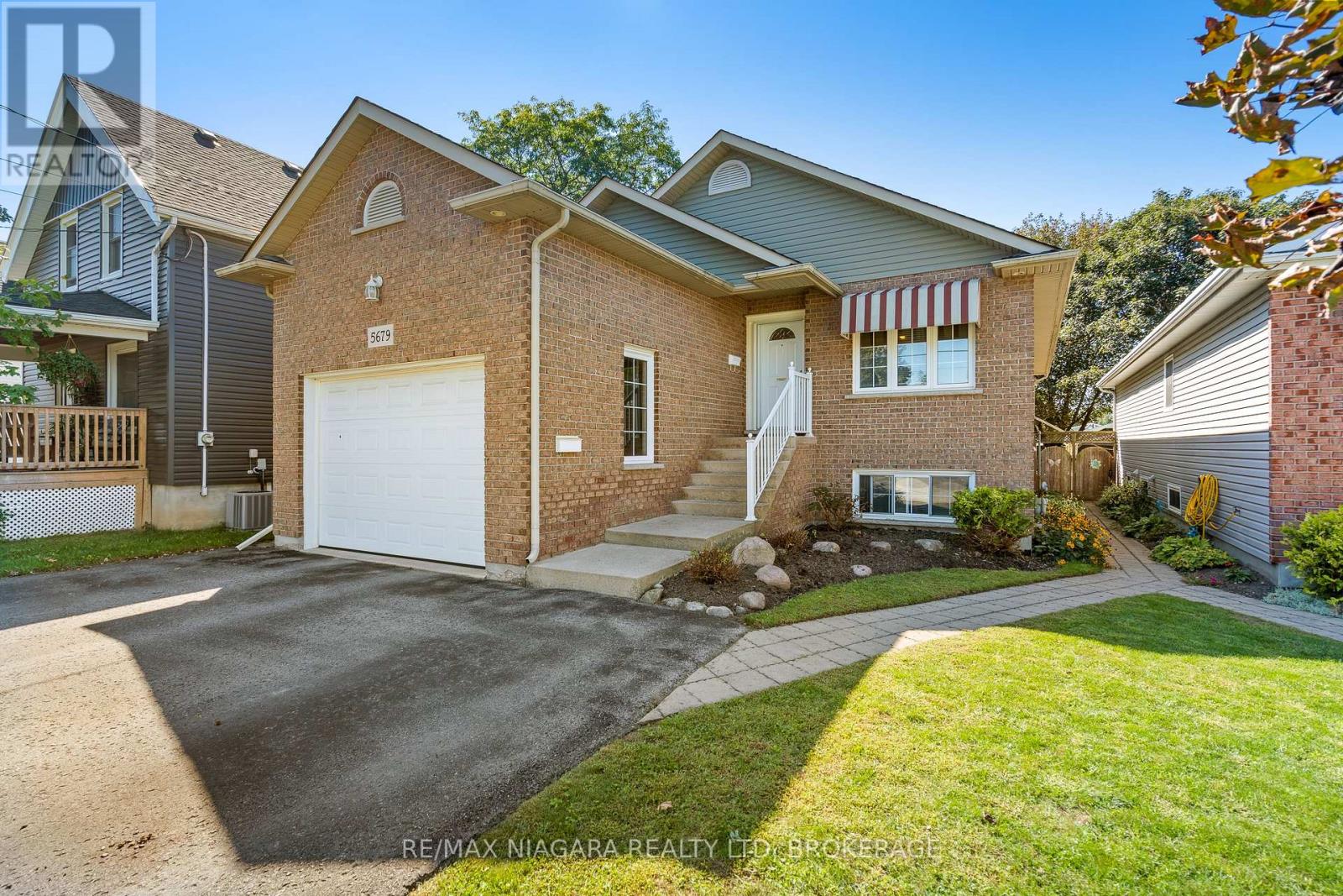 5679 Highland Avenue, Niagara Falls, Ontario  L2G 4X2 - Photo 3 - X13784190