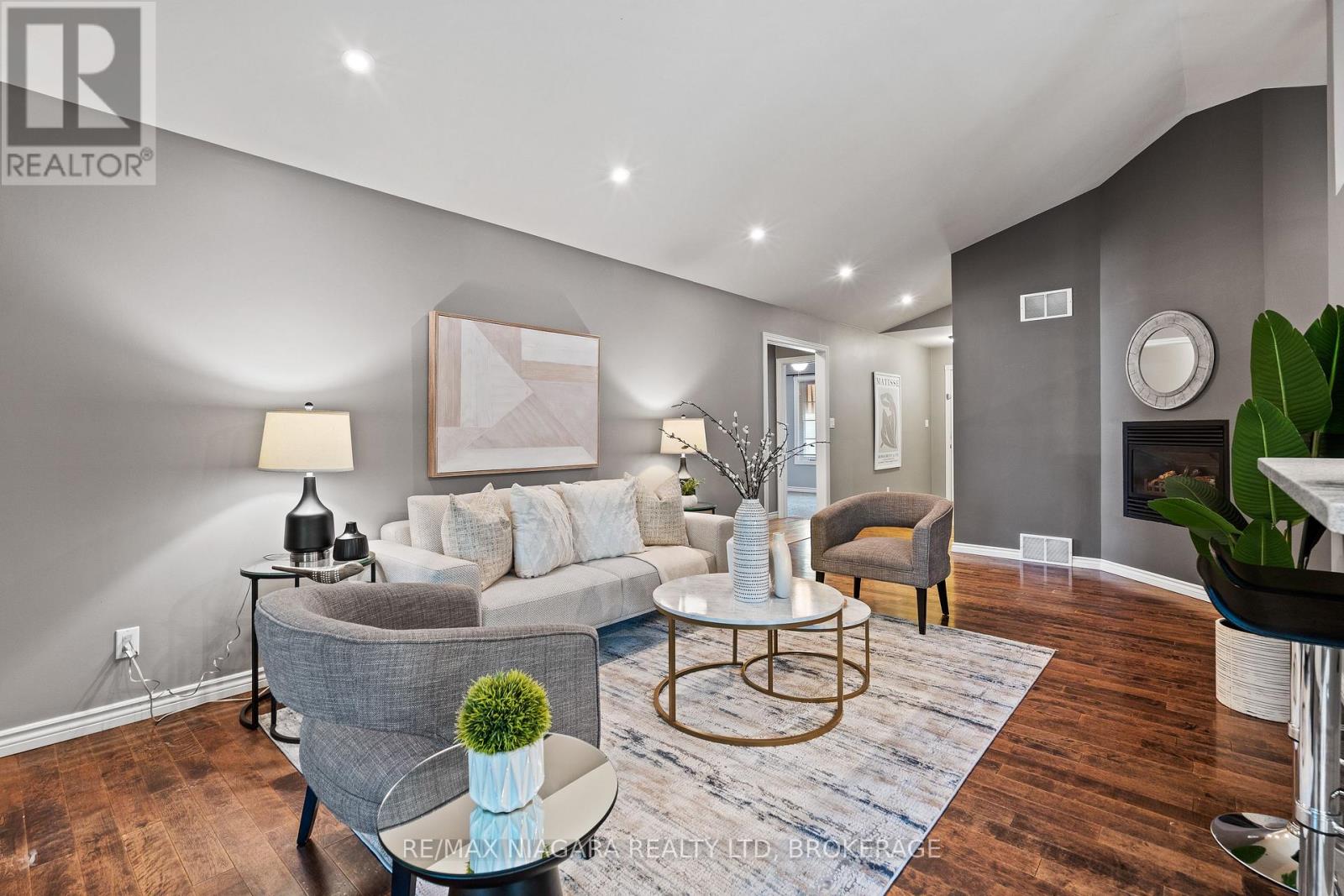 5679 Highland Avenue, Niagara Falls, Ontario  L2G 4X2 - Photo 7 - X13784190