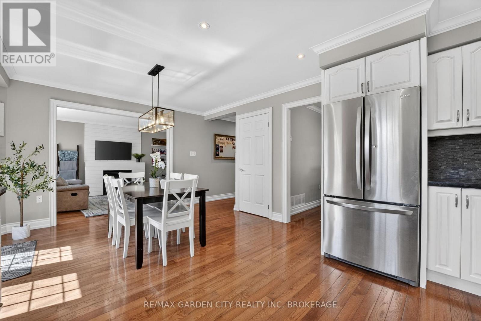 734 Brigadoon Drive, Hamilton, Ontario  L9C 7S2 - Photo 14 - X13784212