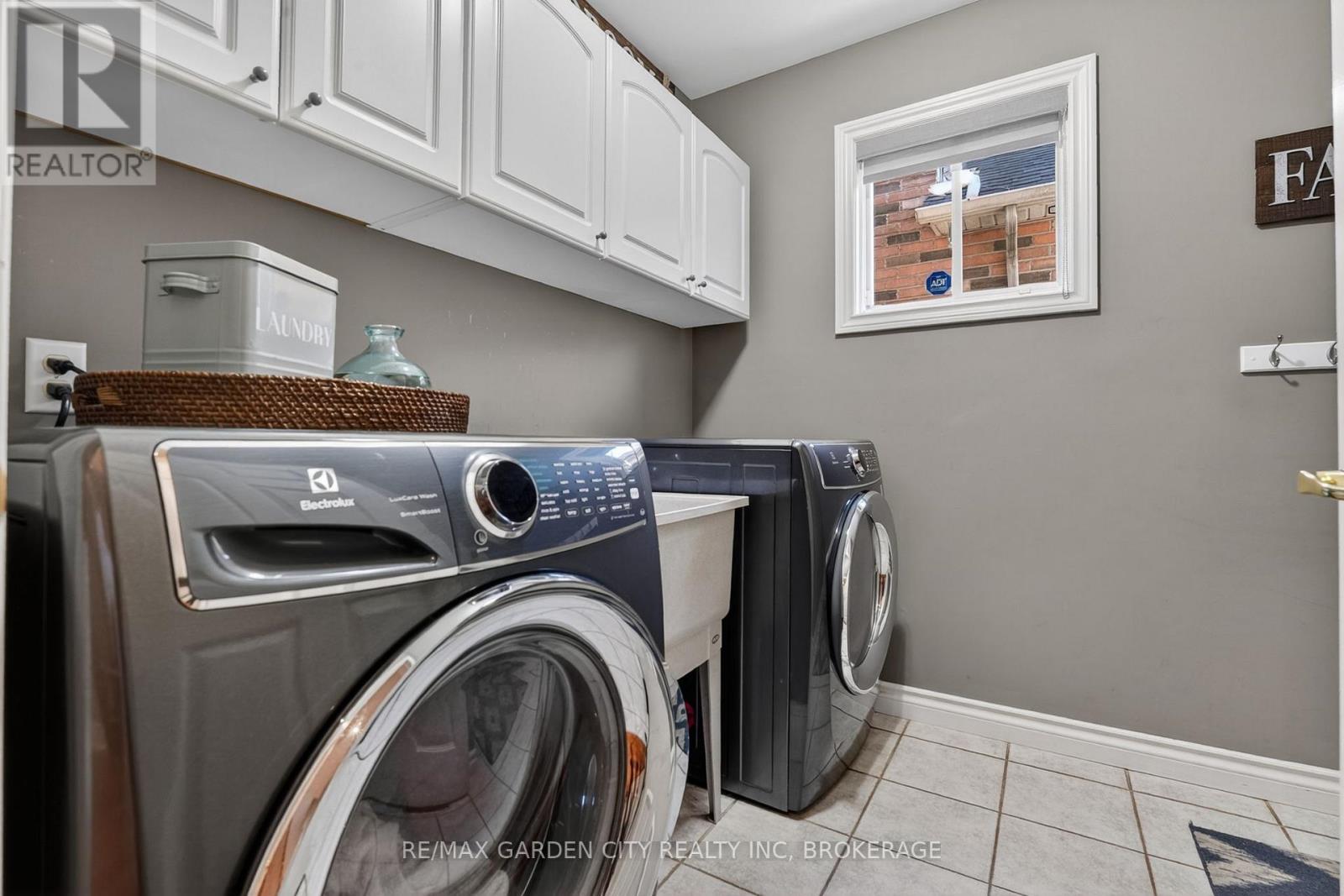 734 Brigadoon Drive, Hamilton, Ontario  L9C 7S2 - Photo 20 - X13784212